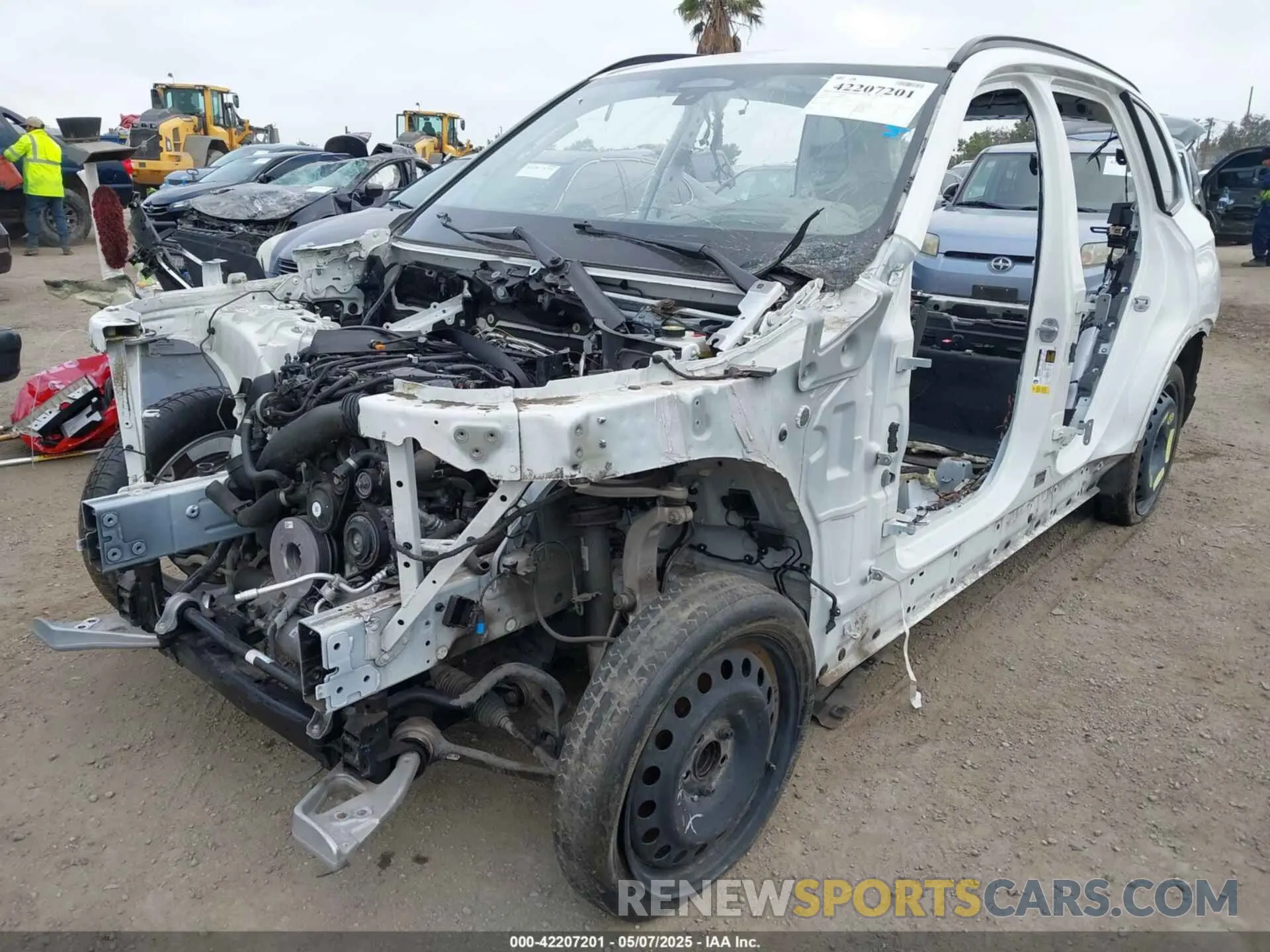 2 Photograph of a damaged car 5UXCR4C04M9E59279 BMW X5 2021