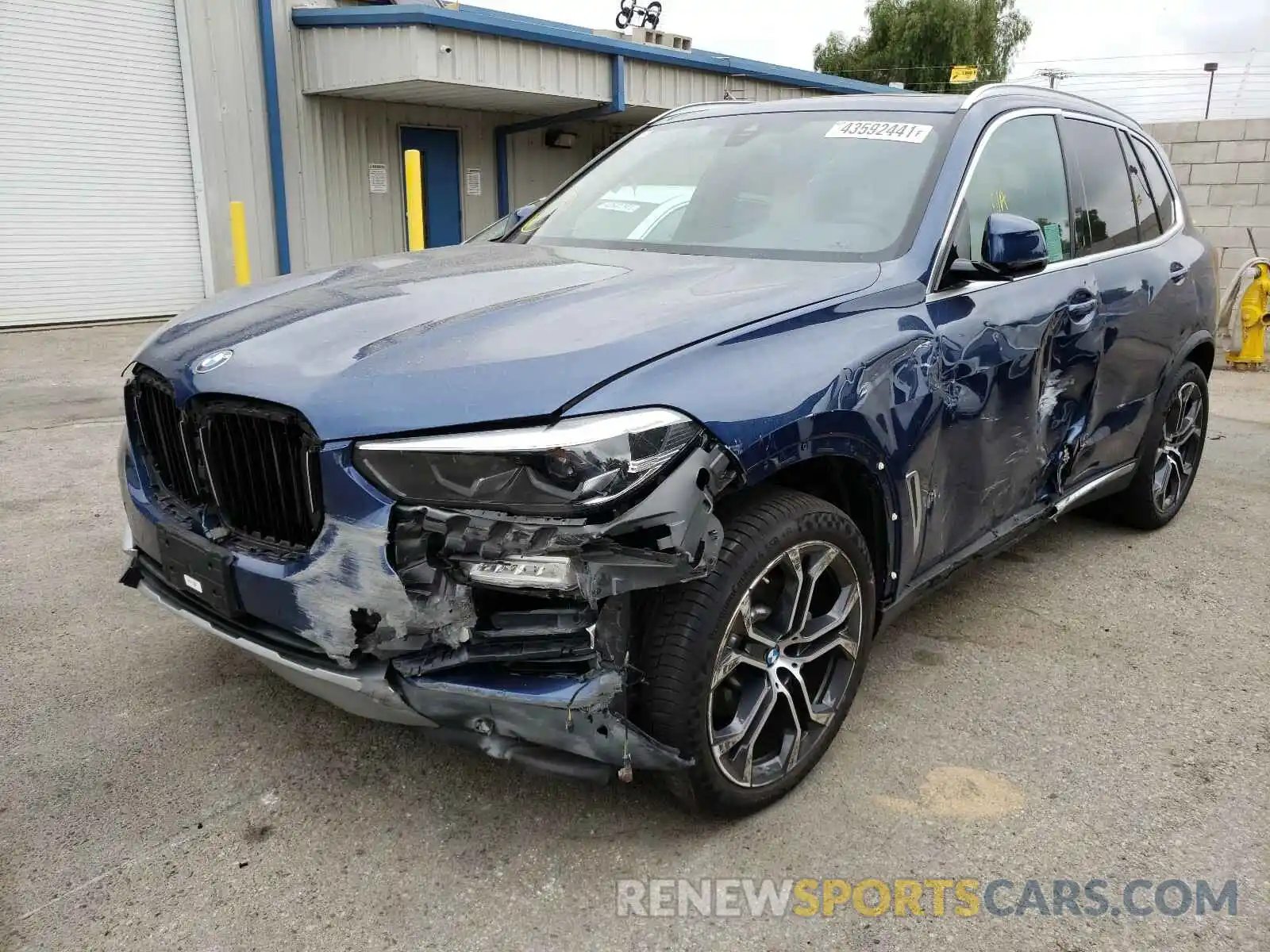 2 Photograph of a damaged car 5UXCR4C06M9E73247 BMW X5 2021