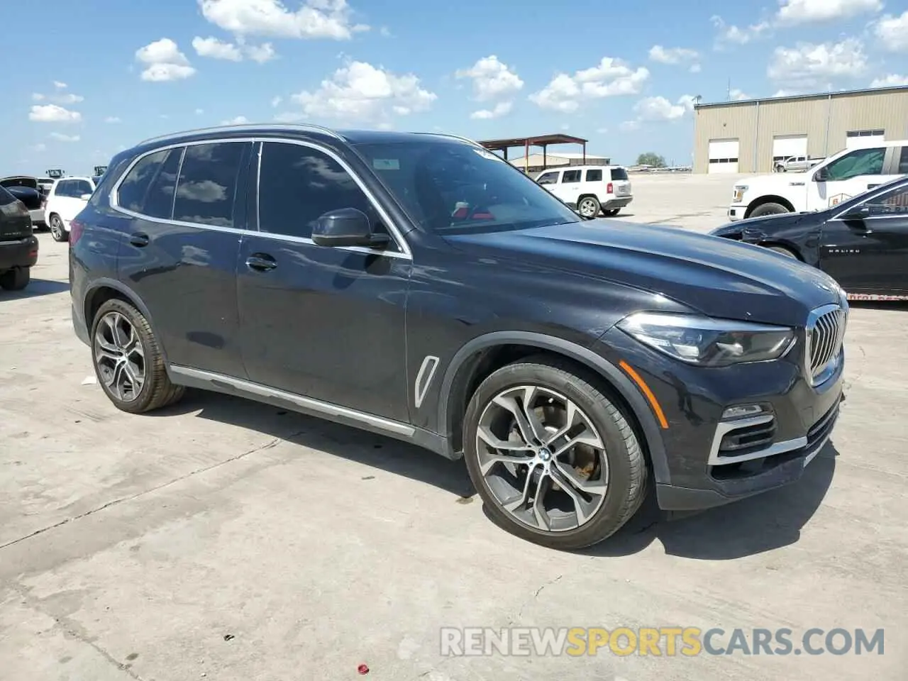 4 Photograph of a damaged car 5UXCR4C07M9D91723 BMW X5 2021