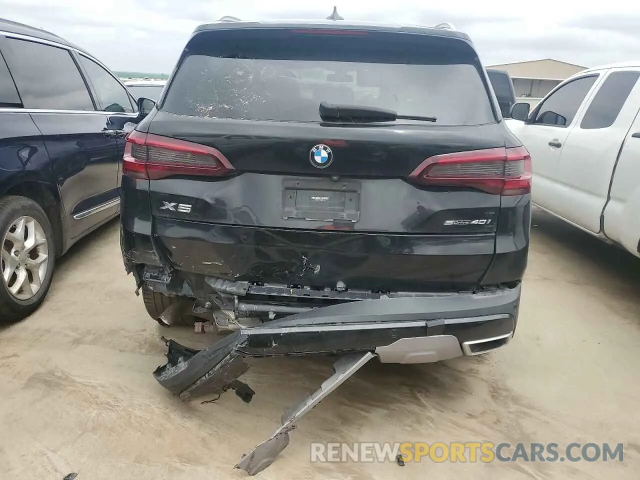 6 Photograph of a damaged car 5UXCR4C07M9D91723 BMW X5 2021