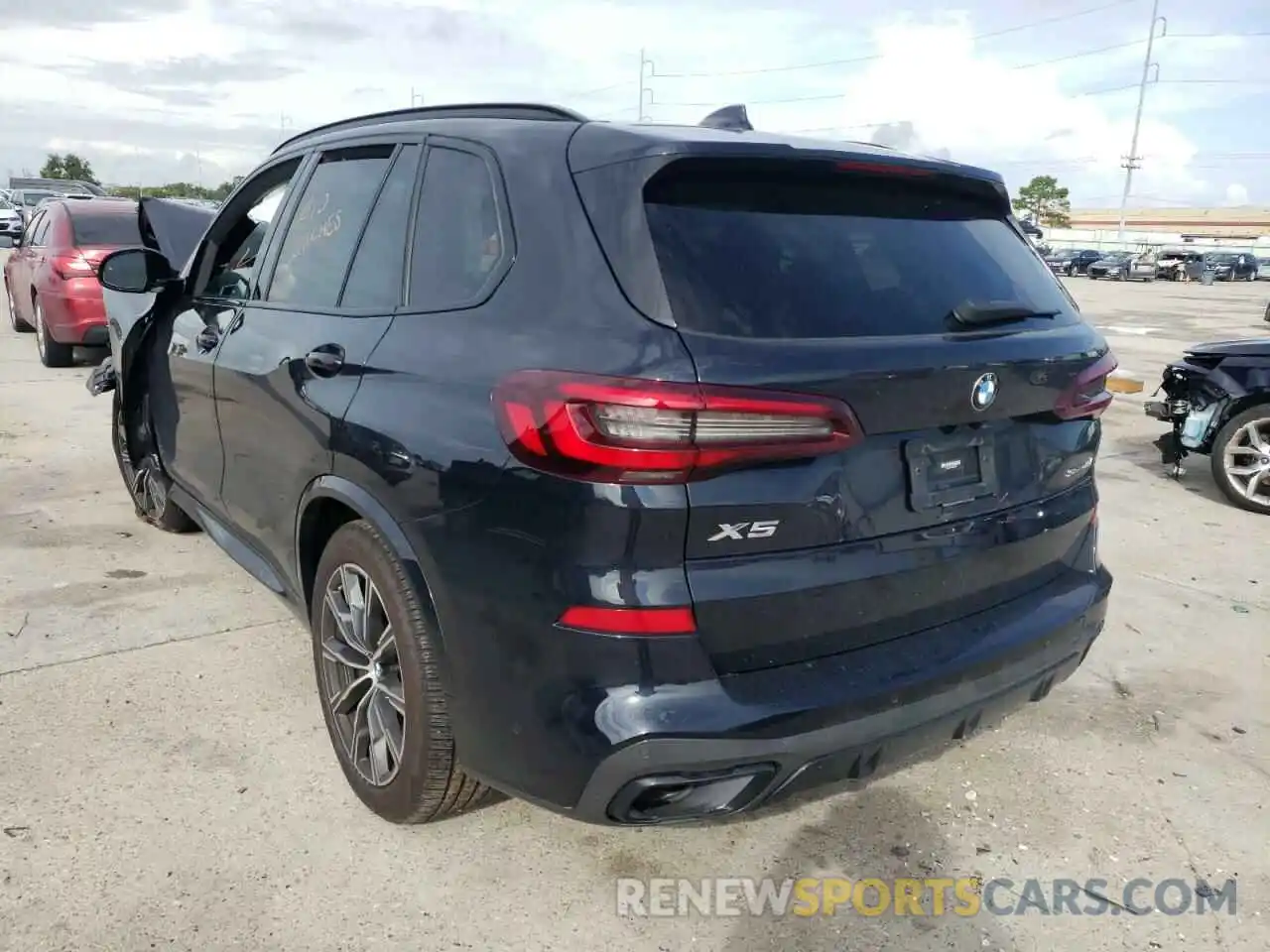 3 Photograph of a damaged car 5UXCR4C07M9E76027 BMW X5 2021