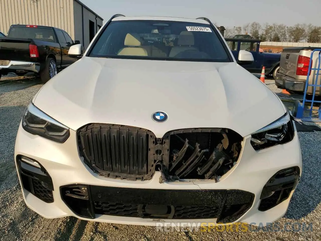 5 Photograph of a damaged car 5UXCR4C08M9E76084 BMW X5 2021