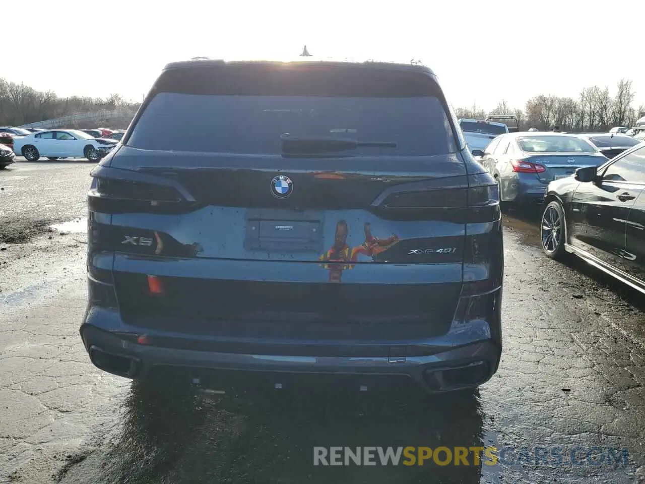 6 Photograph of a damaged car 5UXCR6C00M9E31958 BMW X5 2021