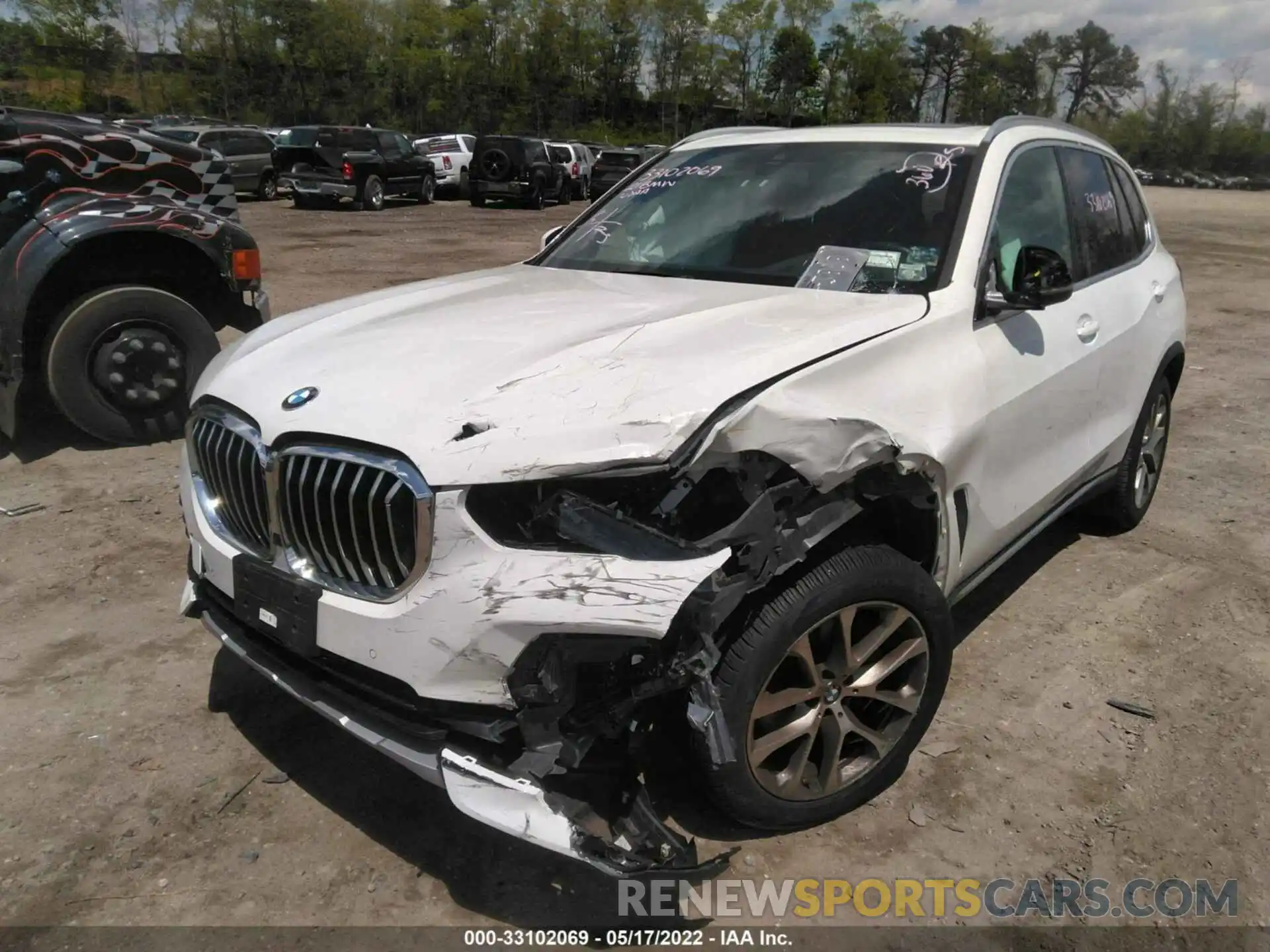 6 Photograph of a damaged car 5UXCR6C00M9E75880 BMW X5 2021