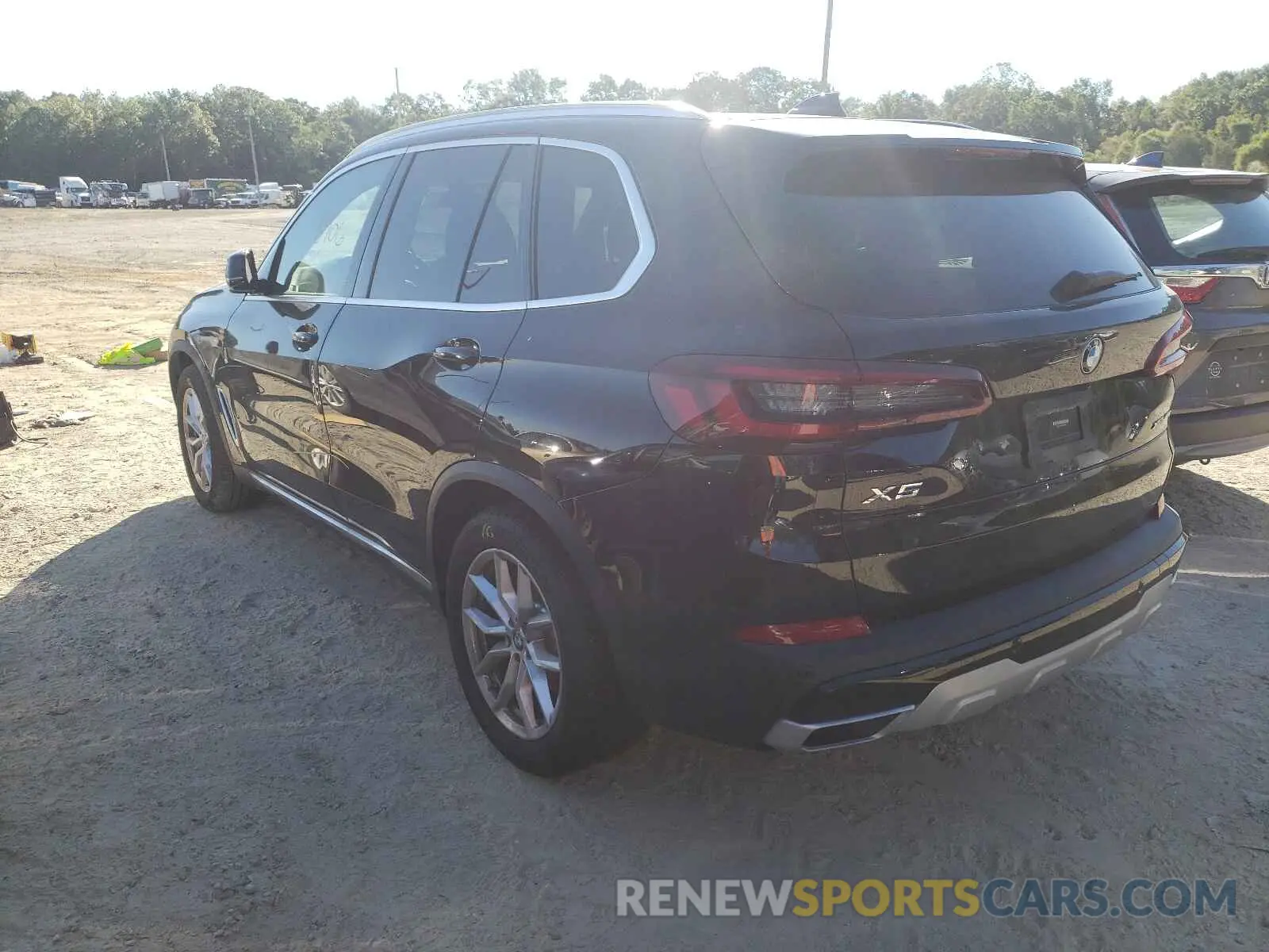 3 Photograph of a damaged car 5UXCR6C00M9F34085 BMW X5 2021