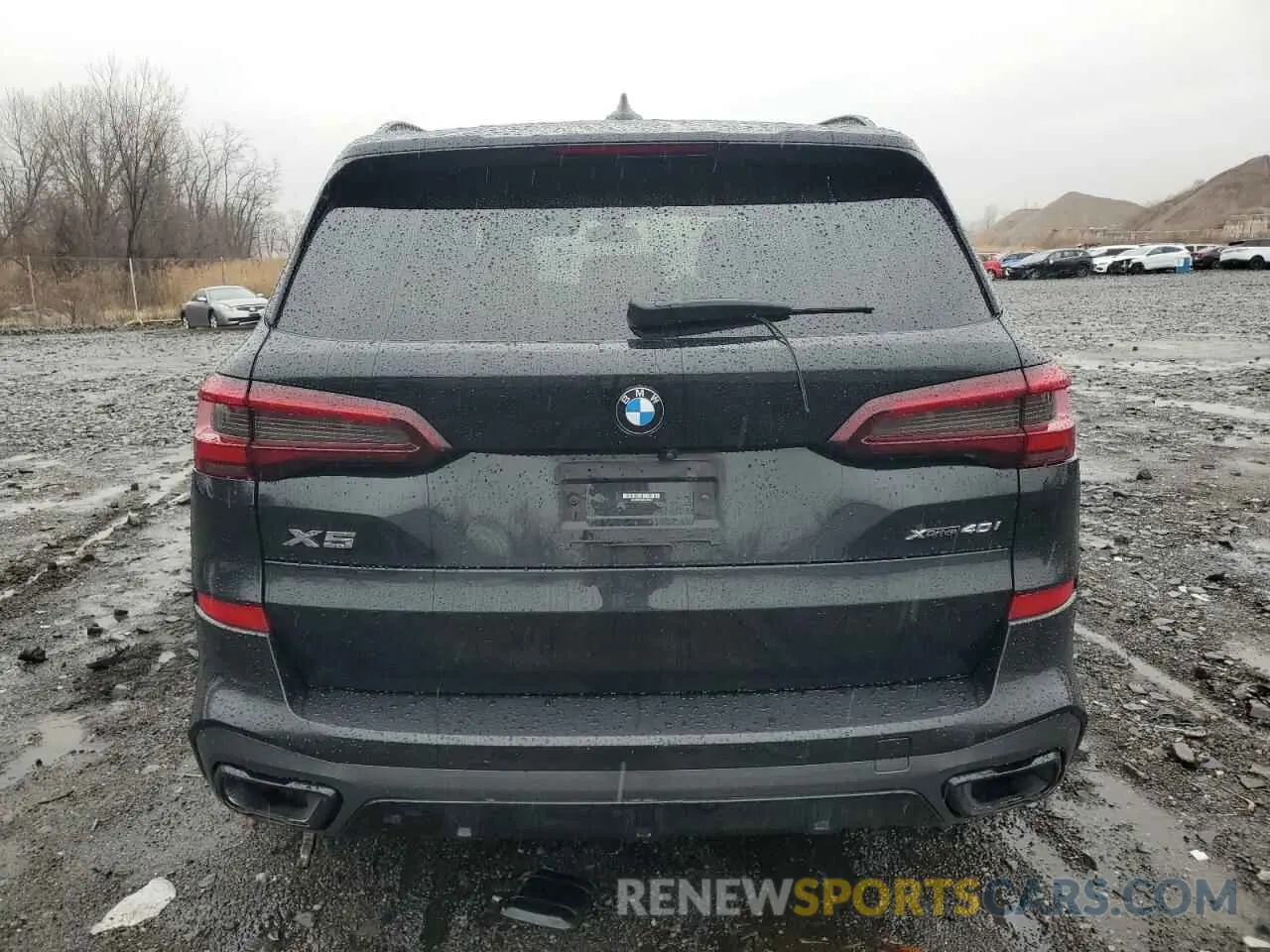6 Photograph of a damaged car 5UXCR6C00M9H46923 BMW X5 2021