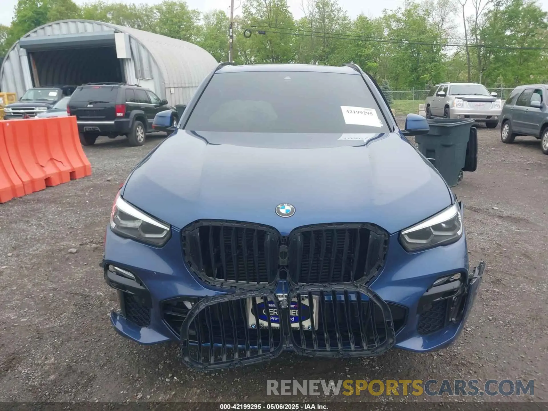 11 Photograph of a damaged car 5UXCR6C01M9E66833 BMW X5 2021