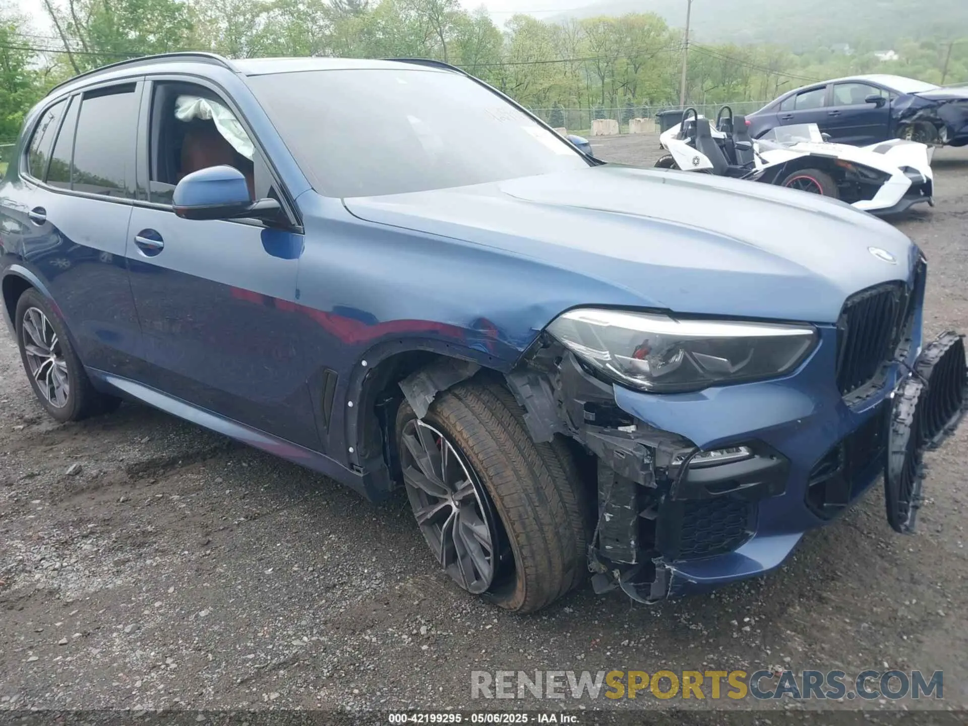16 Photograph of a damaged car 5UXCR6C01M9E66833 BMW X5 2021