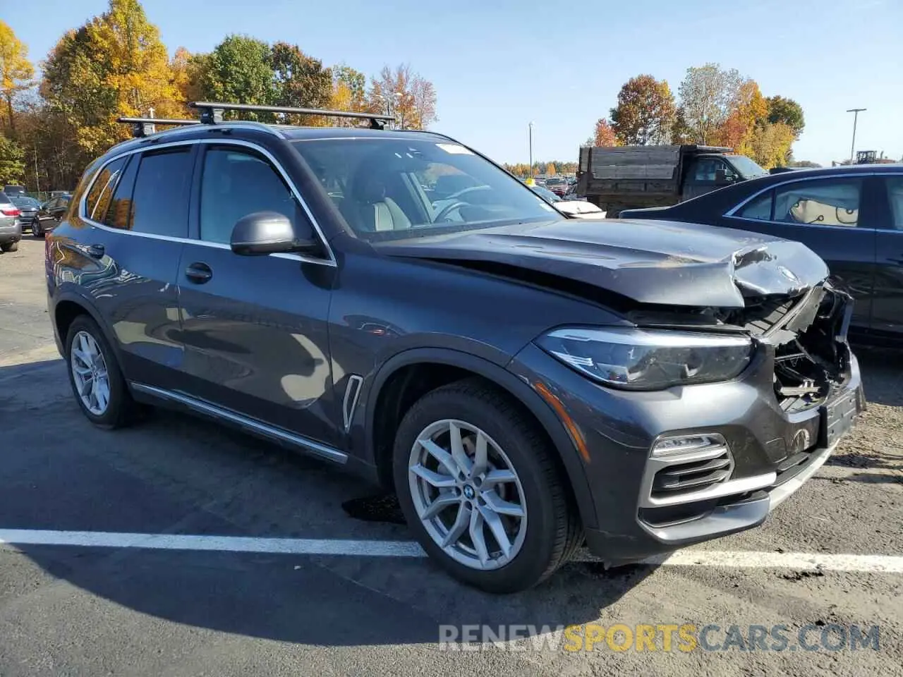 4 Photograph of a damaged car 5UXCR6C01M9F49288 BMW X5 2021