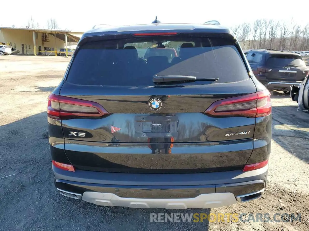 6 Photograph of a damaged car 5UXCR6C02M9E85696 BMW X5 2021