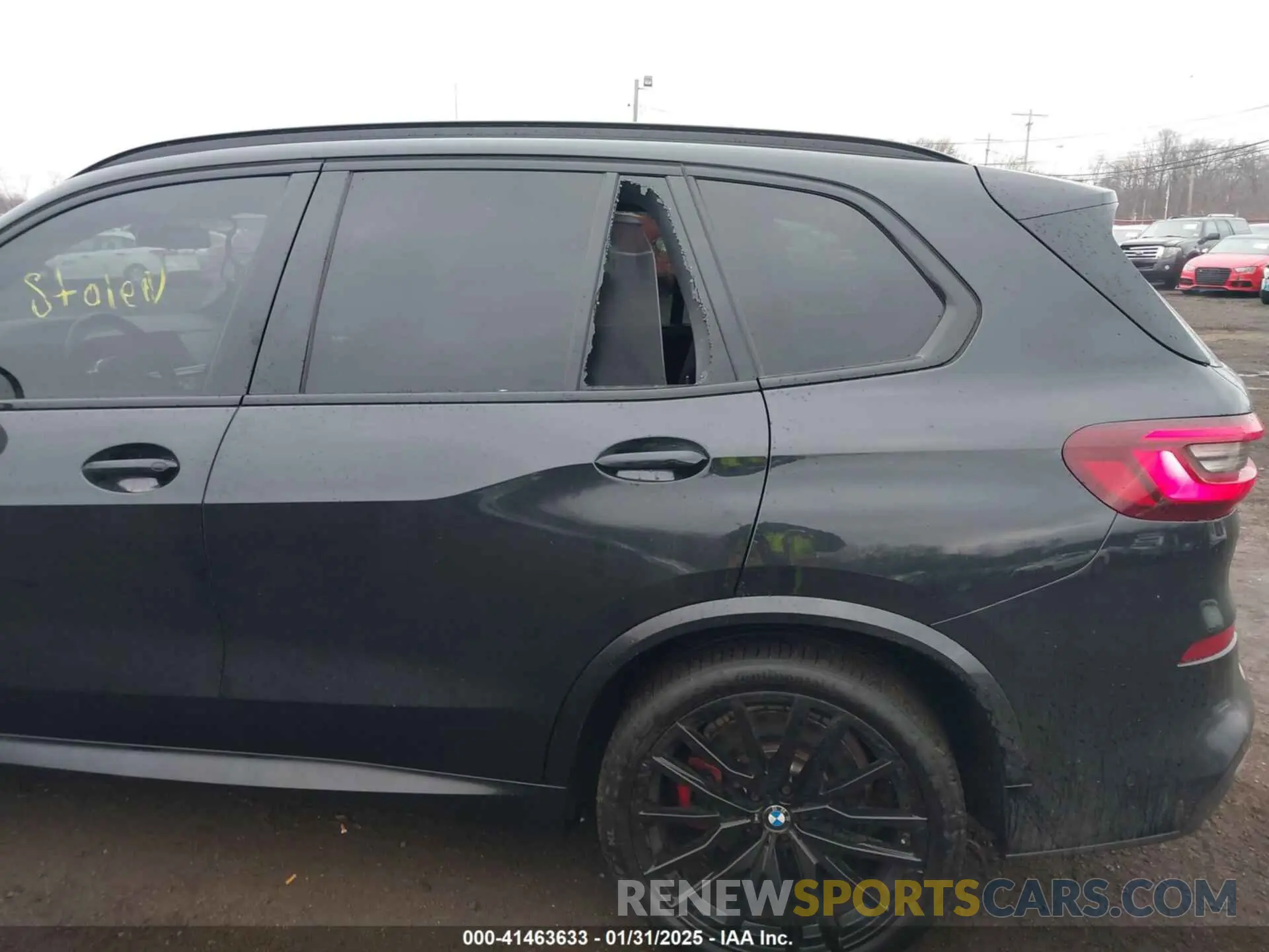 6 Photograph of a damaged car 5UXCR6C02M9F32290 BMW X5 2021