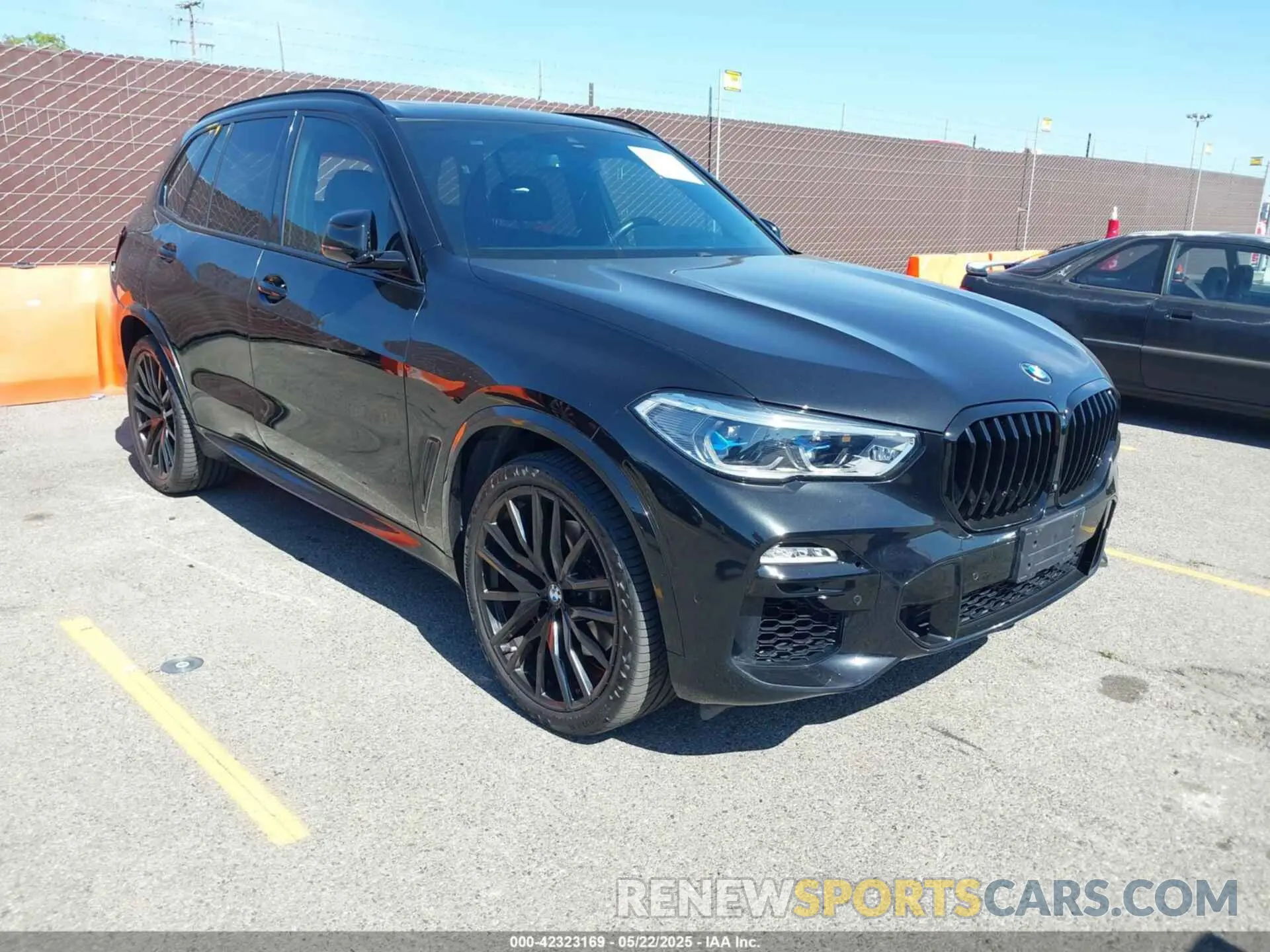 1 Photograph of a damaged car 5UXCR6C02M9F86589 BMW X5 2021