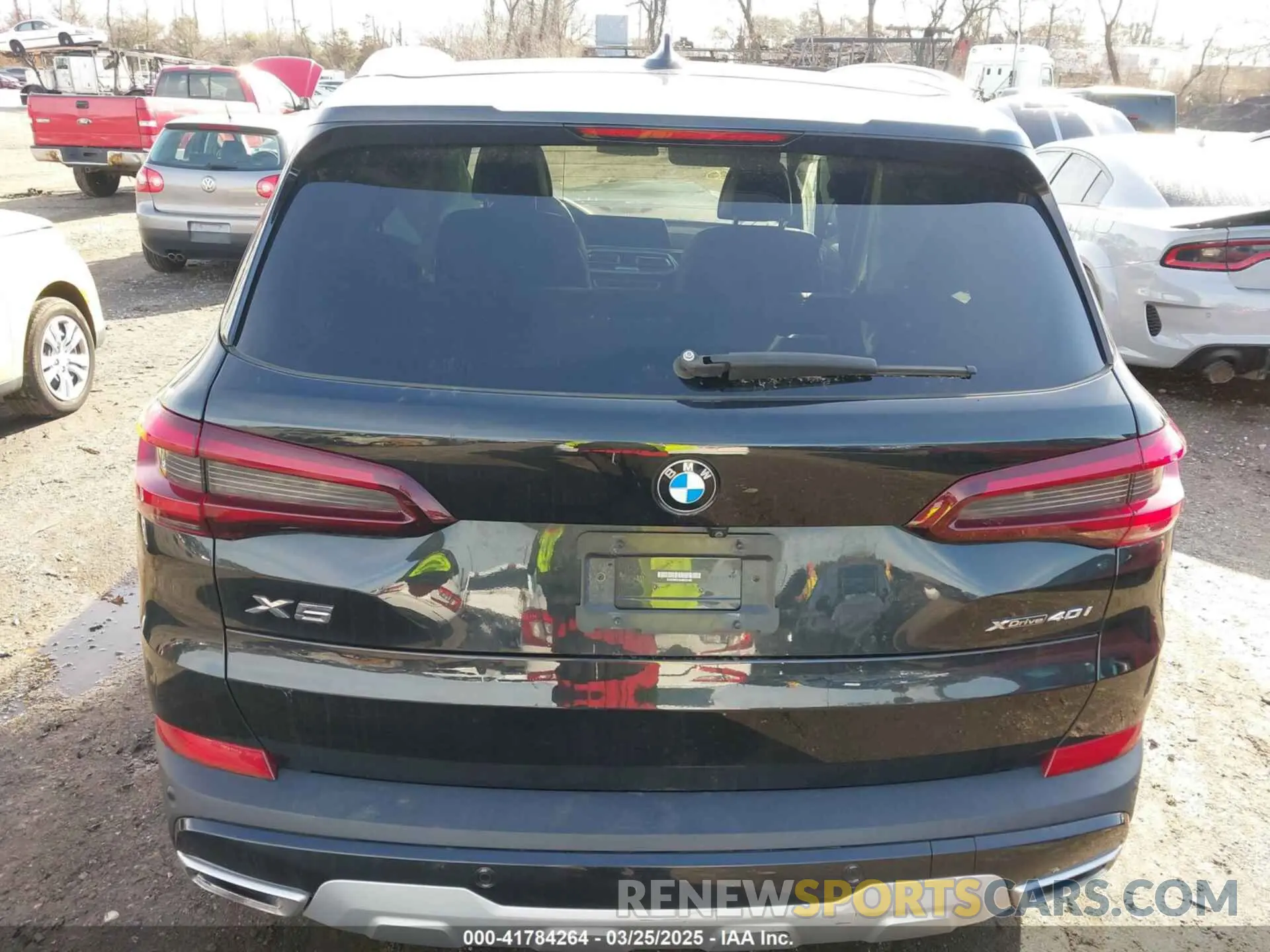 15 Photograph of a damaged car 5UXCR6C03M9E23482 BMW X5 2021