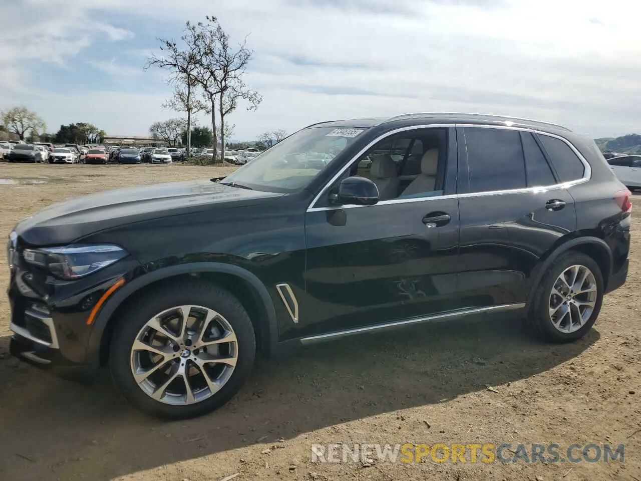 1 Photograph of a damaged car 5UXCR6C03M9E85738 BMW X5 2021
