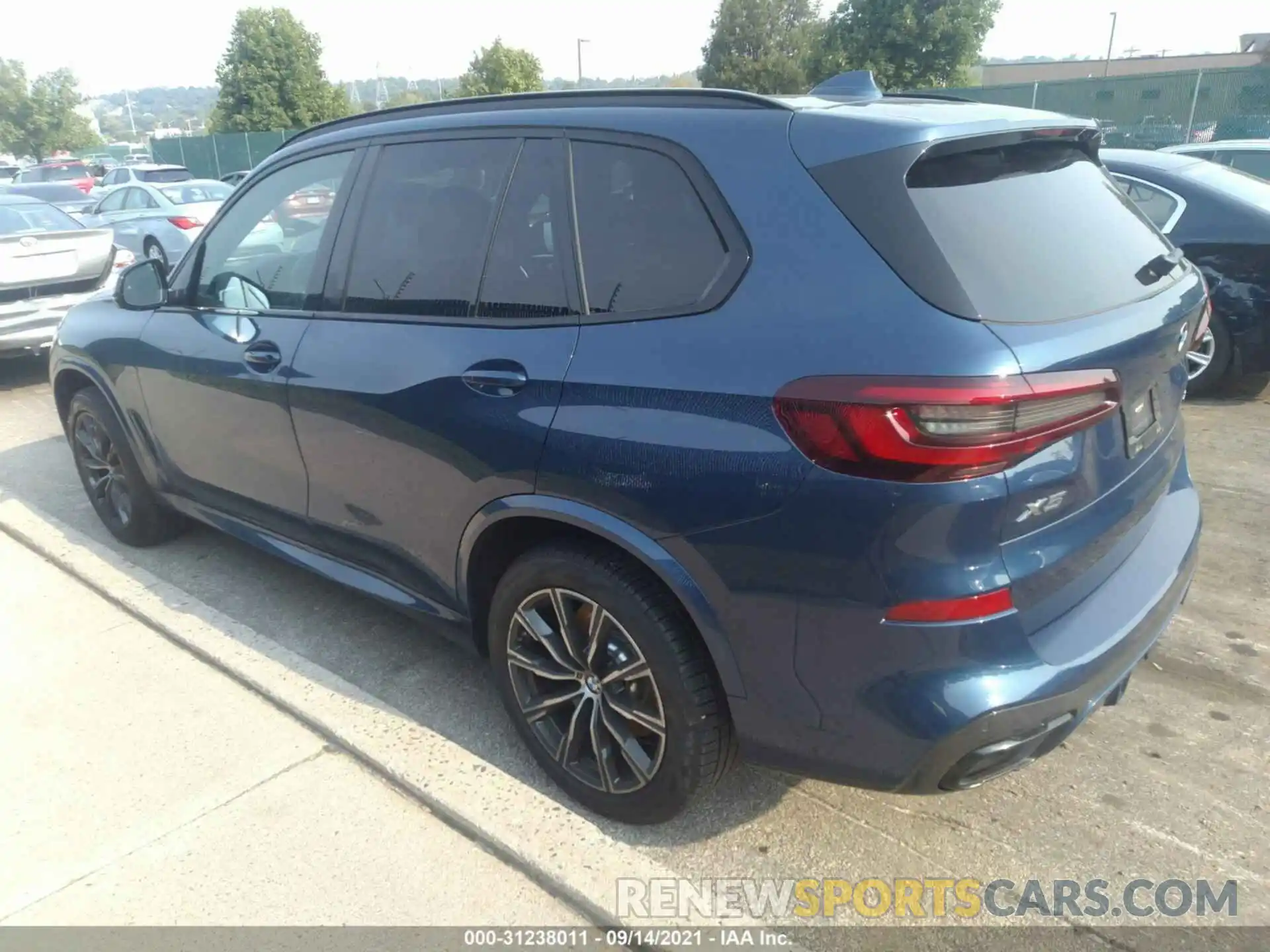 3 Photograph of a damaged car 5UXCR6C03M9E97968 BMW X5 2021