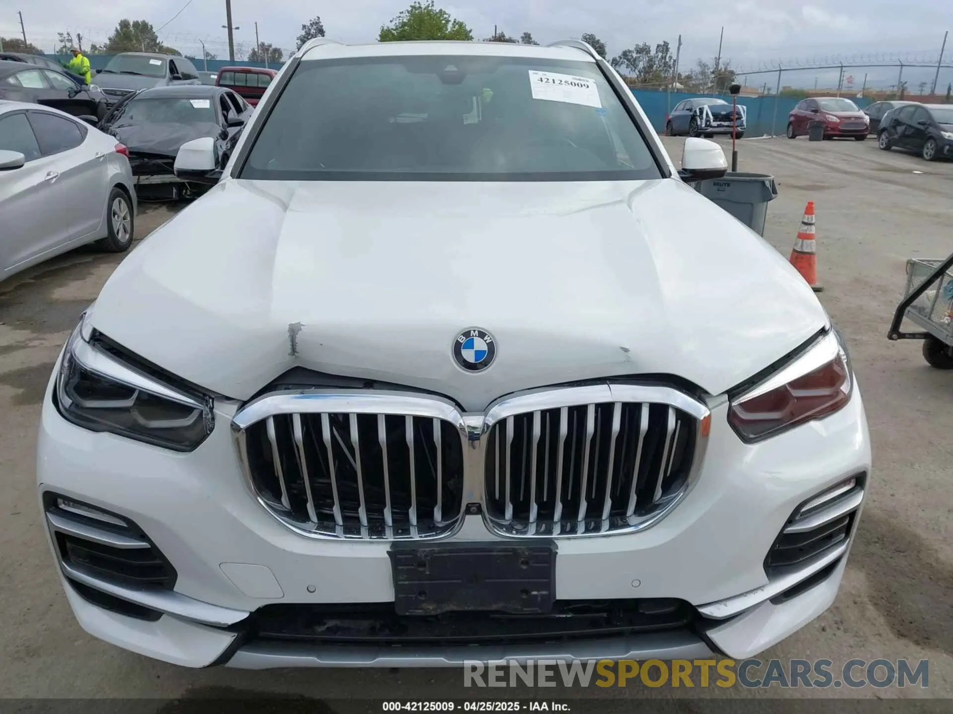 12 Photograph of a damaged car 5UXCR6C03M9G36156 BMW X5 2021