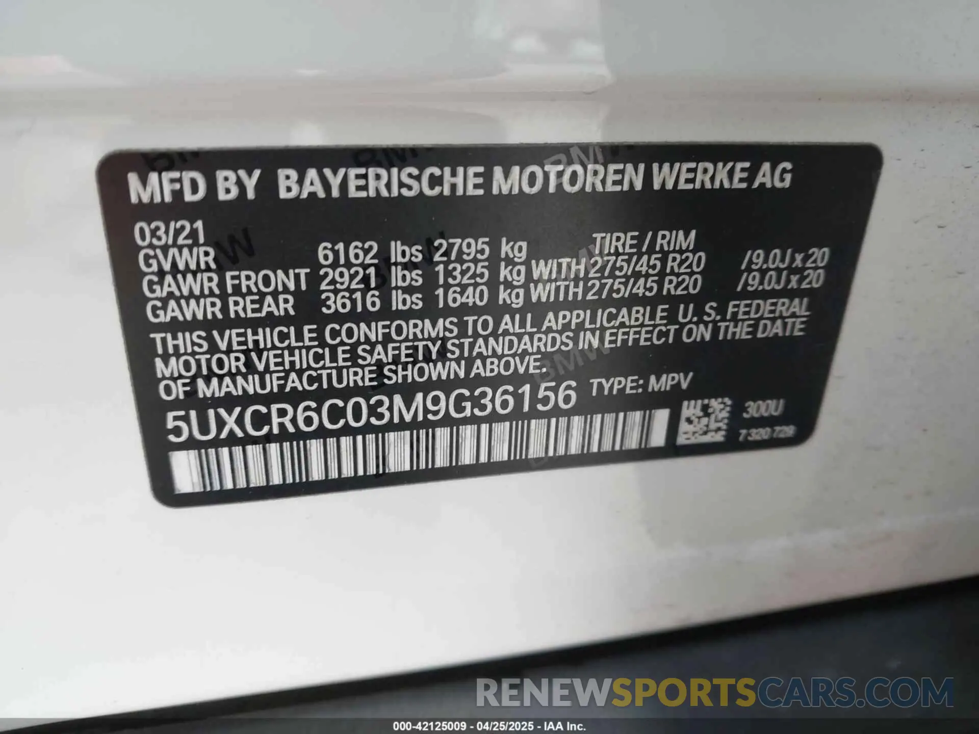 9 Photograph of a damaged car 5UXCR6C03M9G36156 BMW X5 2021