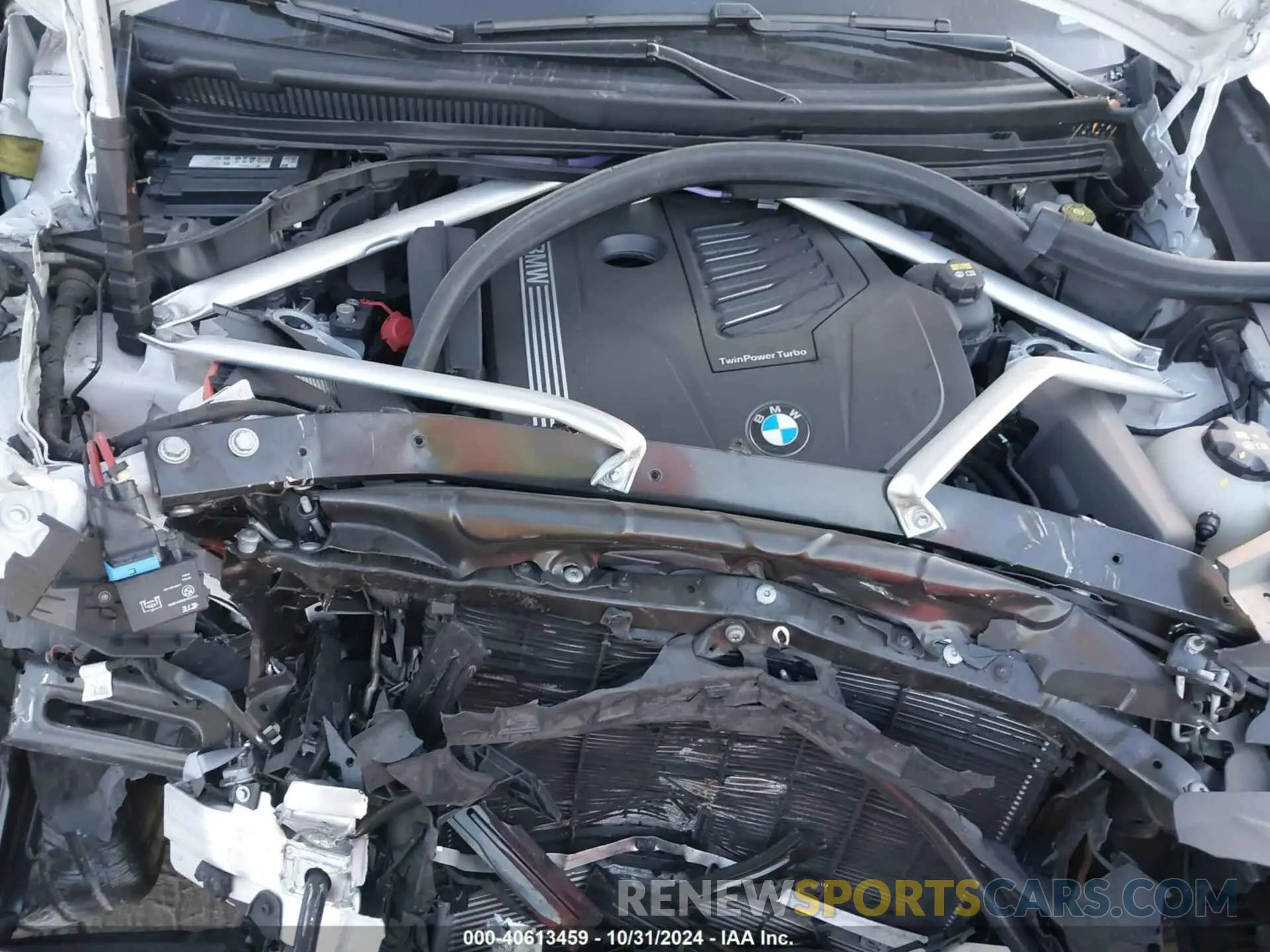 10 Photograph of a damaged car 5UXCR6C04M9G30530 BMW X5 2021