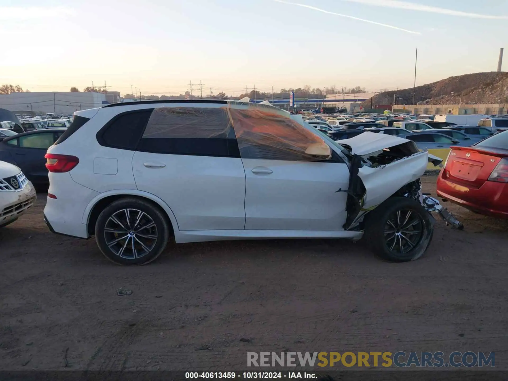 13 Photograph of a damaged car 5UXCR6C04M9G30530 BMW X5 2021