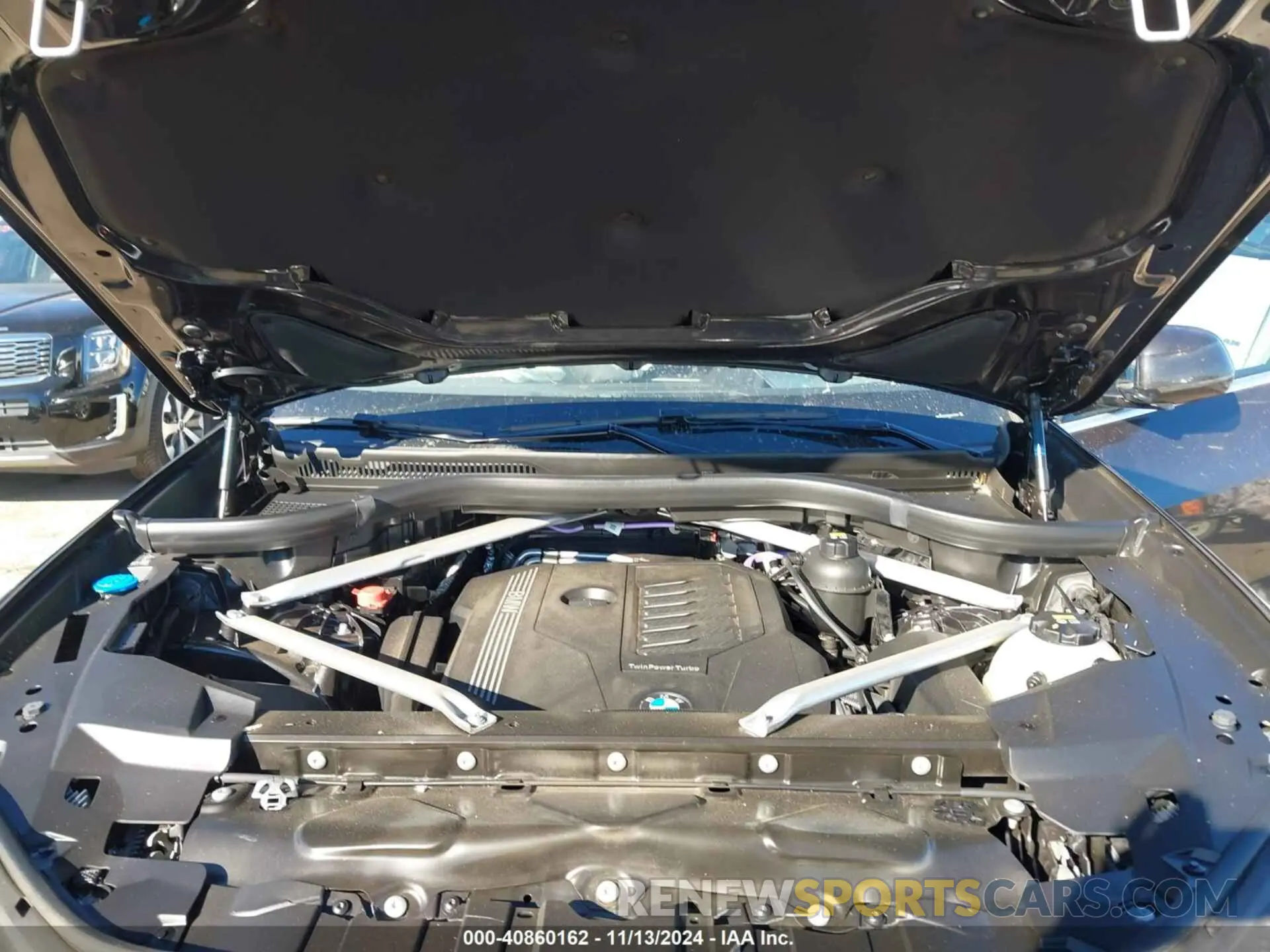 10 Photograph of a damaged car 5UXCR6C04M9H47928 BMW X5 2021