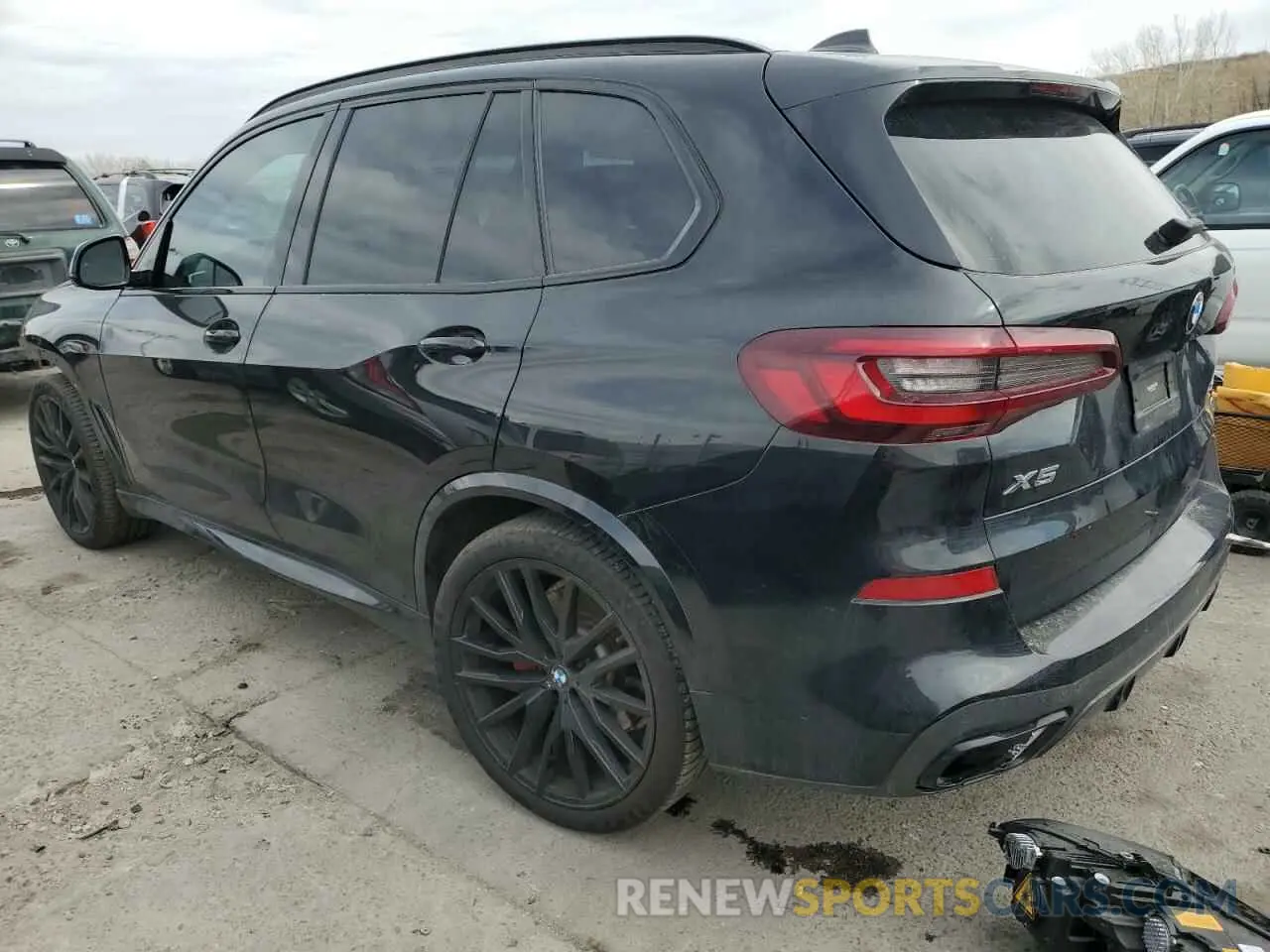 2 Photograph of a damaged car 5UXCR6C05M9E56869 BMW X5 2021