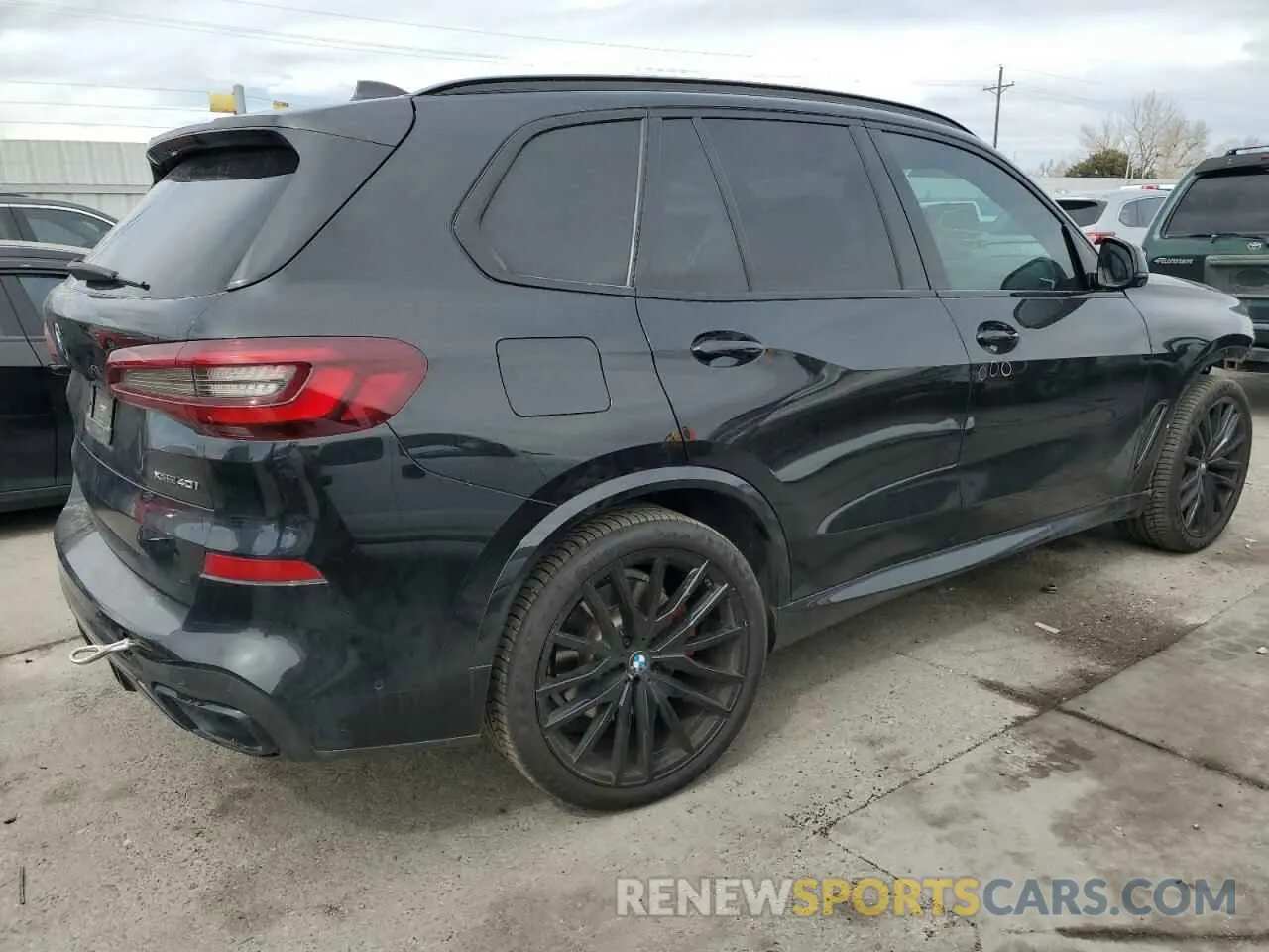 3 Photograph of a damaged car 5UXCR6C05M9E56869 BMW X5 2021