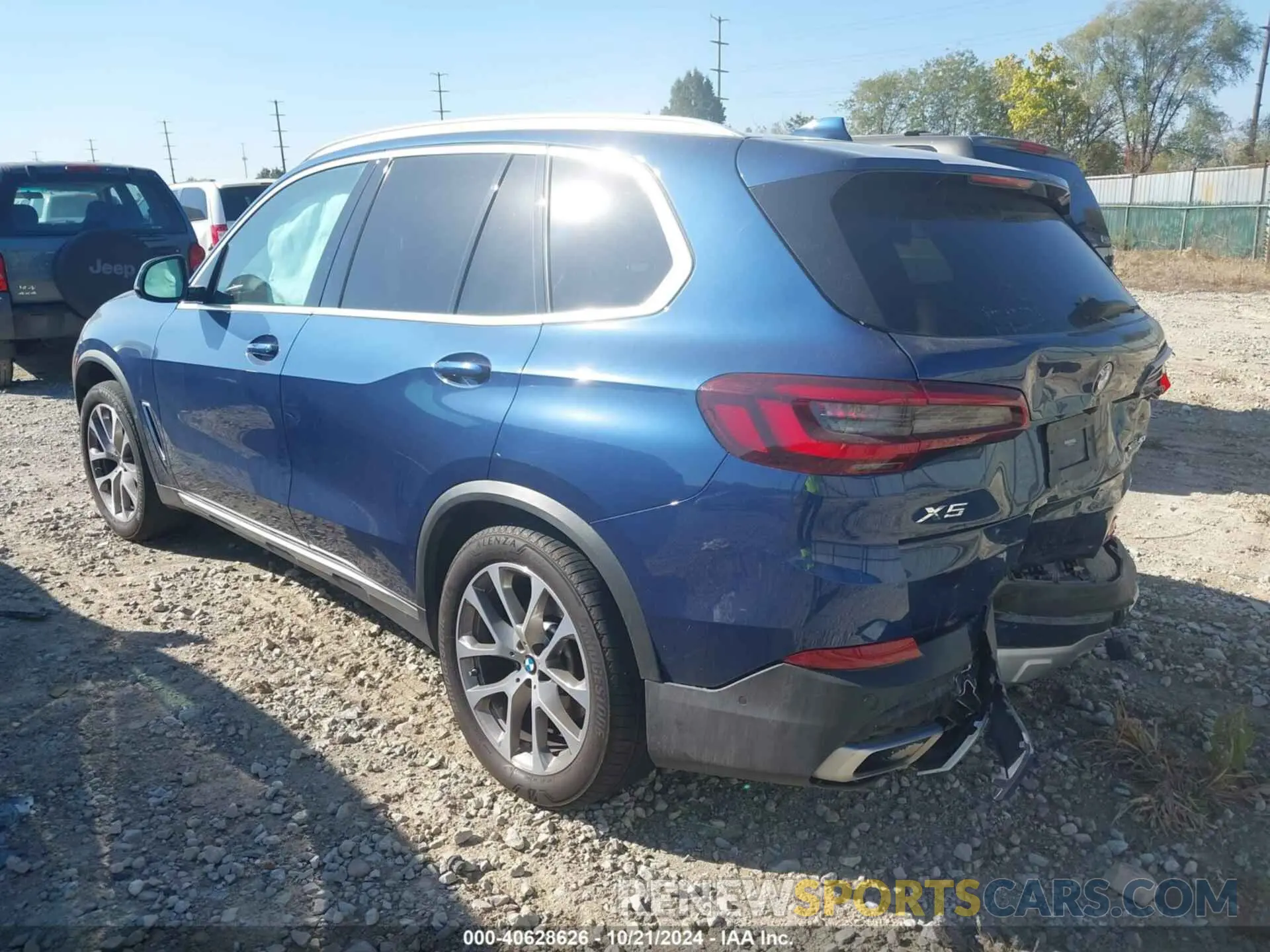 3 Photograph of a damaged car 5UXCR6C05M9F36298 BMW X5 2021