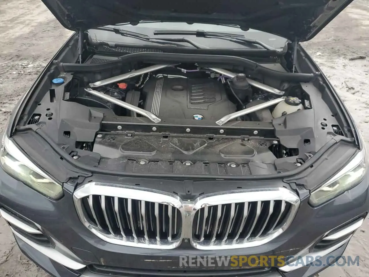 12 Photograph of a damaged car 5UXCR6C05M9F39122 BMW X5 2021