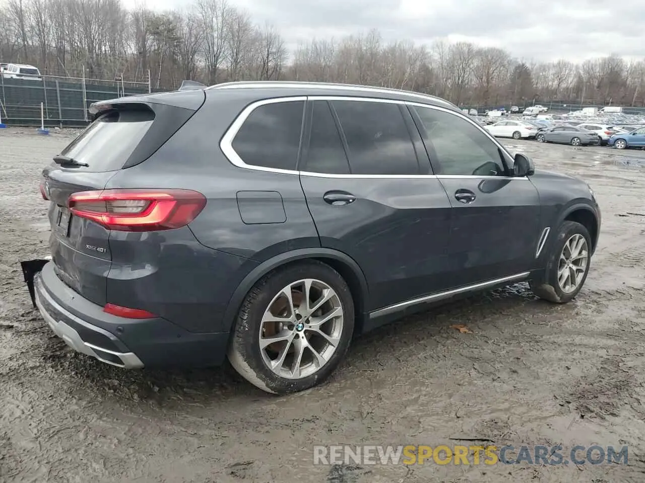 3 Photograph of a damaged car 5UXCR6C05M9F39122 BMW X5 2021