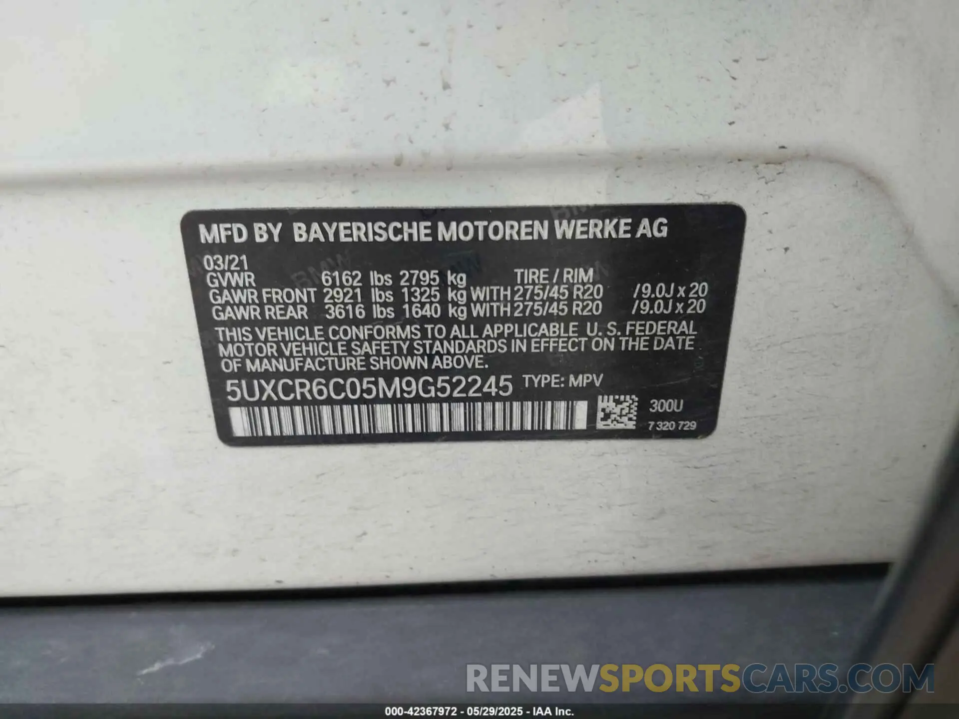 9 Photograph of a damaged car 5UXCR6C05M9G52245 BMW X5 2021
