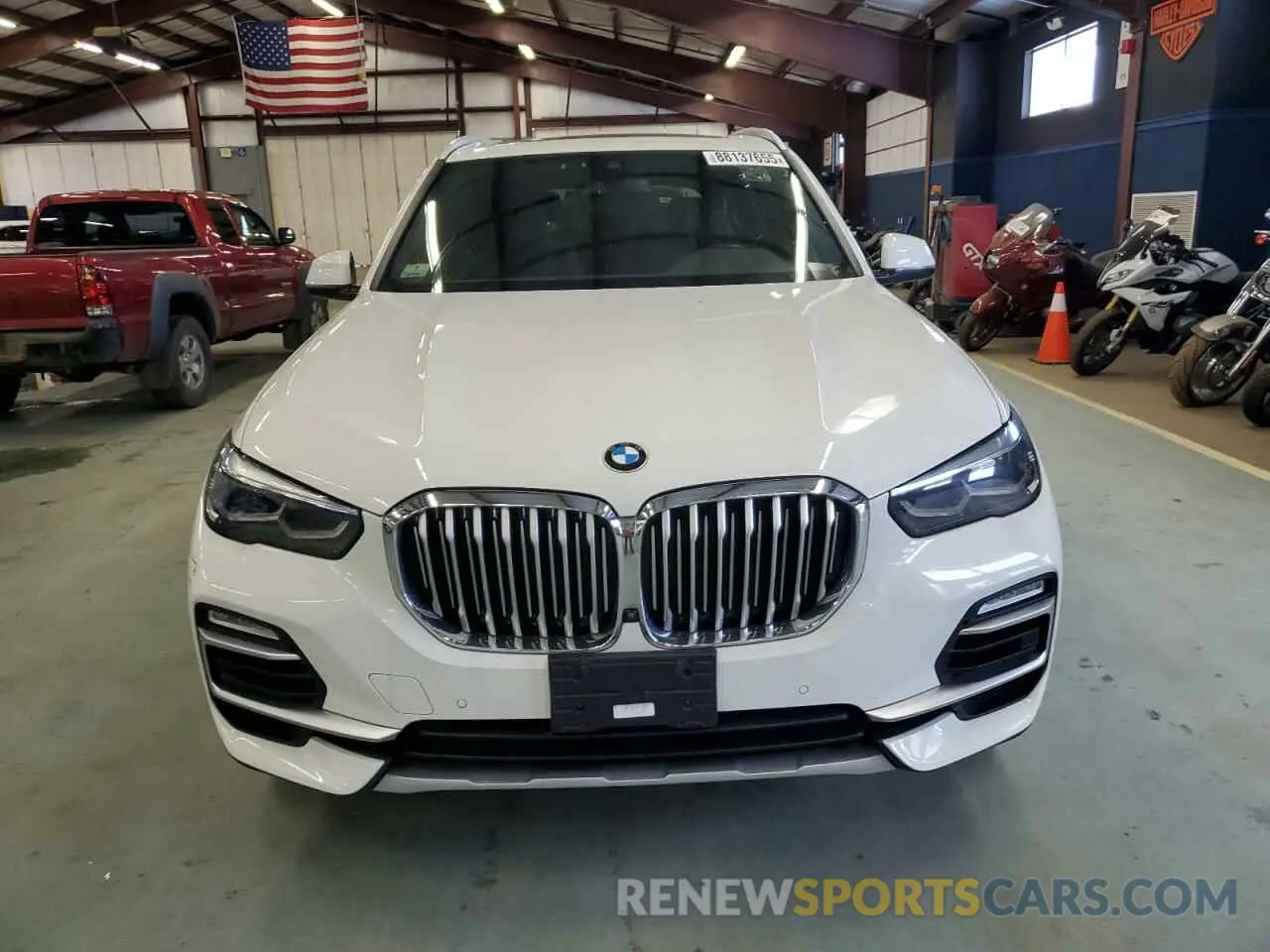 5 Photograph of a damaged car 5UXCR6C05M9H45993 BMW X5 2021