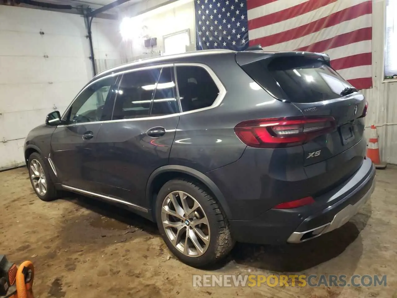 2 Photograph of a damaged car 5UXCR6C06M9E05140 BMW X5 2021
