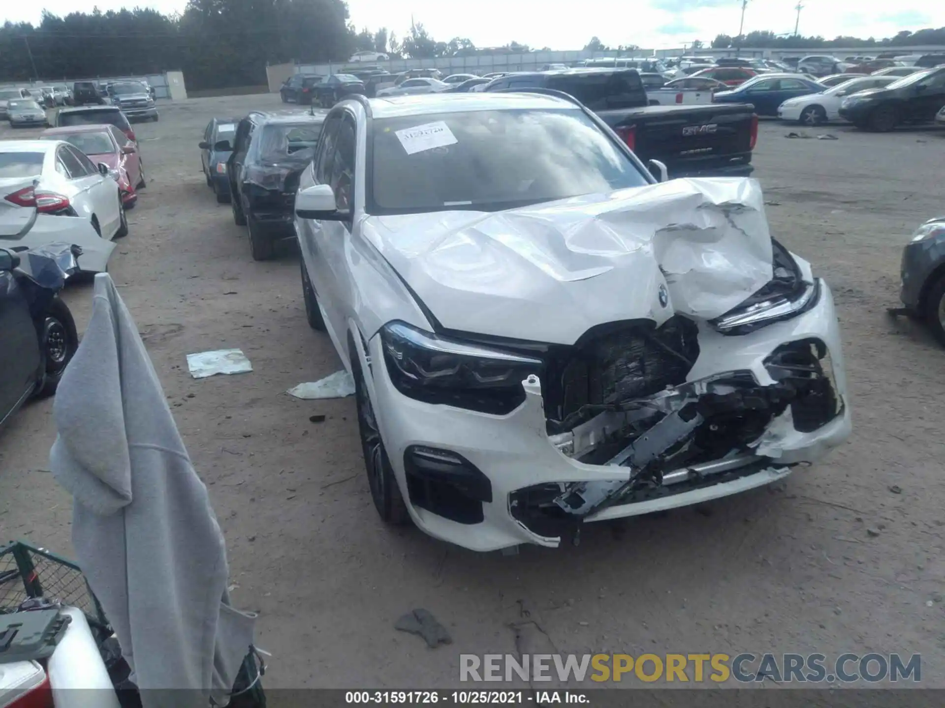 1 Photograph of a damaged car 5UXCR6C06M9G21912 BMW X5 2021