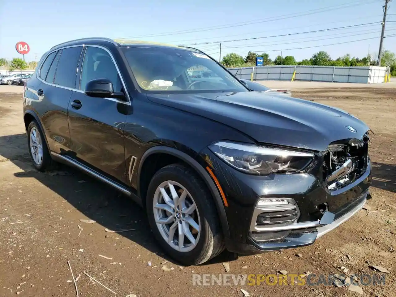 1 Photograph of a damaged car 5UXCR6C07M9E53892 BMW X5 2021