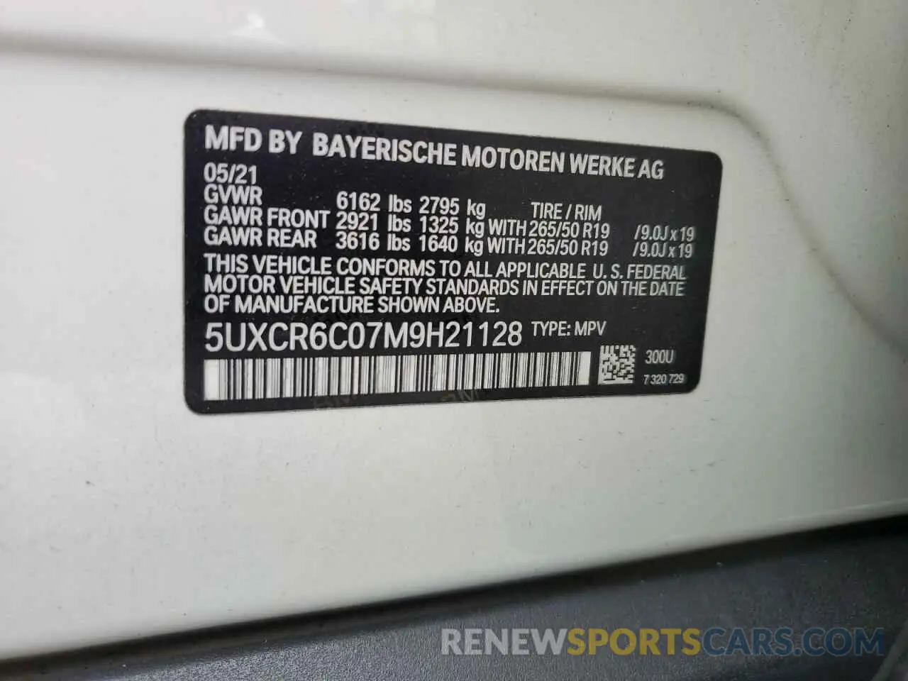 13 Photograph of a damaged car 5UXCR6C07M9H21128 BMW X5 2021