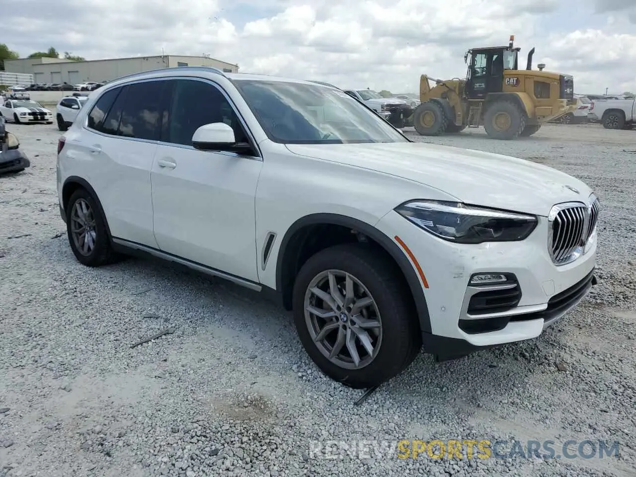 4 Photograph of a damaged car 5UXCR6C07M9H21128 BMW X5 2021