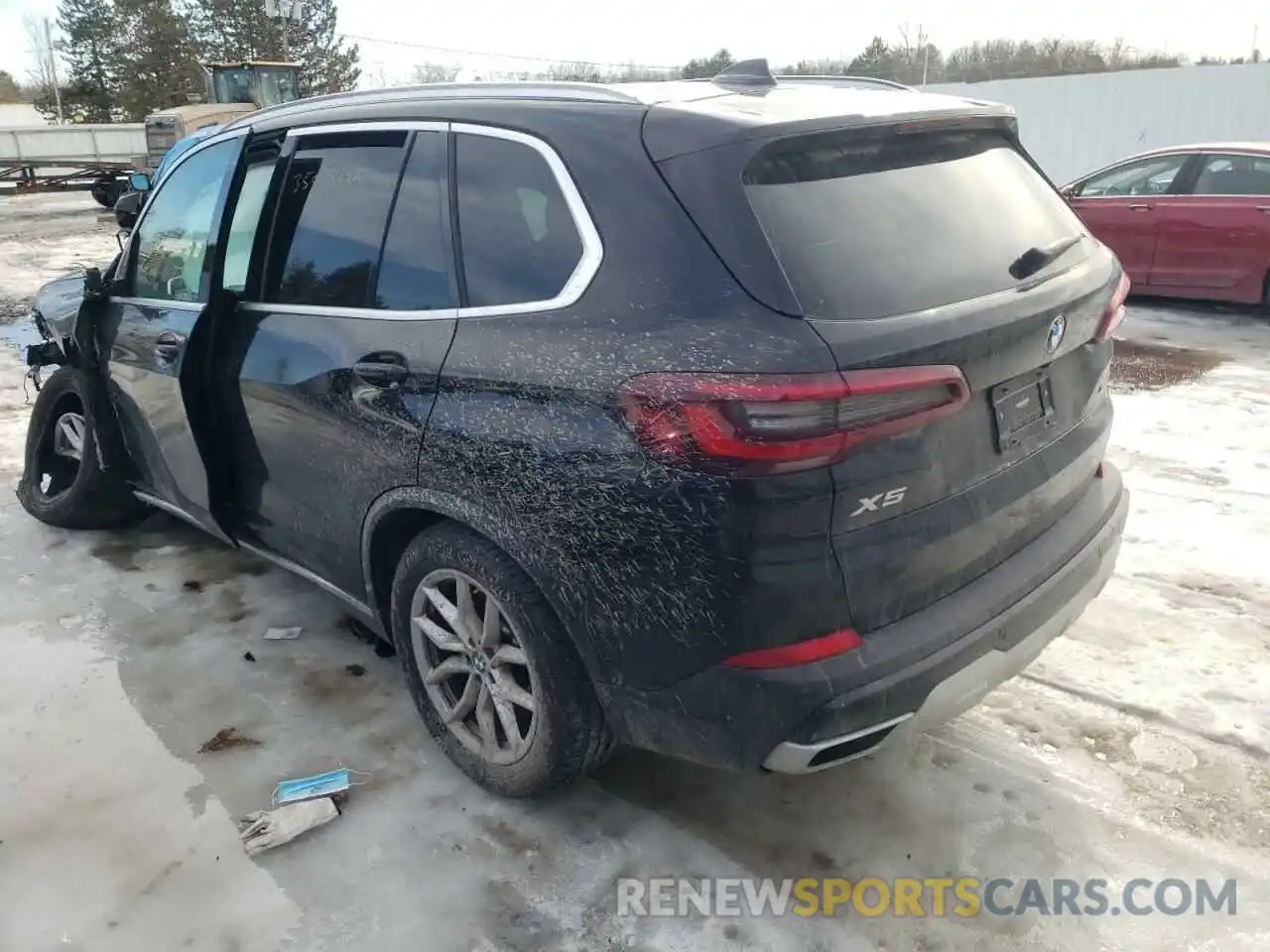 3 Photograph of a damaged car 5UXCR6C07M9H31058 BMW X5 2021