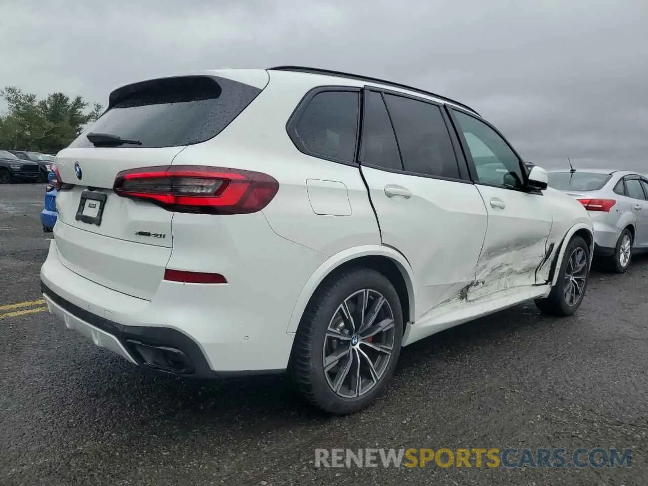 3 Photograph of a damaged car 5UXCR6C07M9H39368 BMW X5 2021