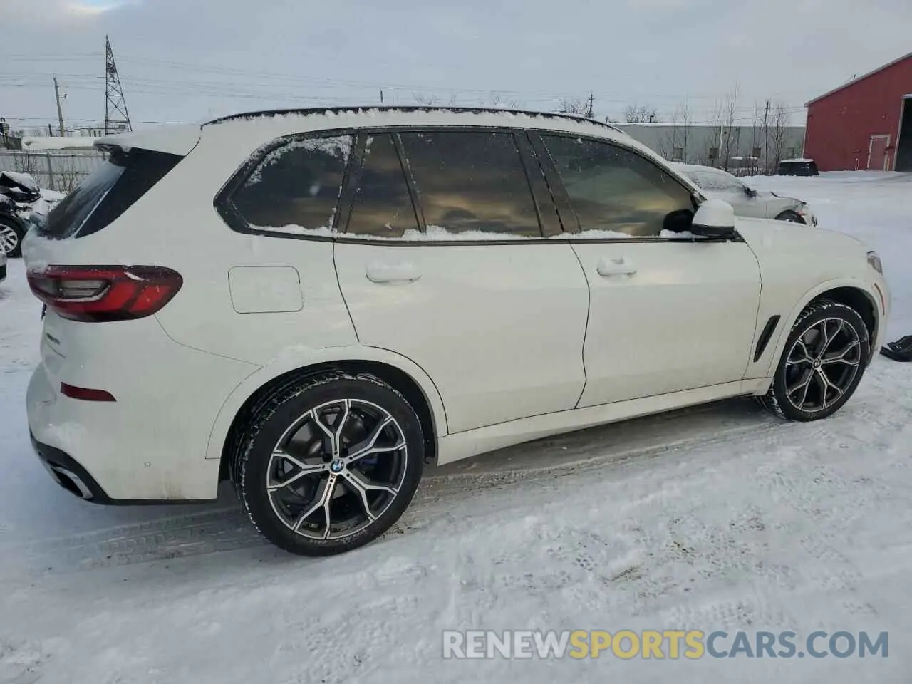 3 Photograph of a damaged car 5UXCR6C08M9F04039 BMW X5 2021