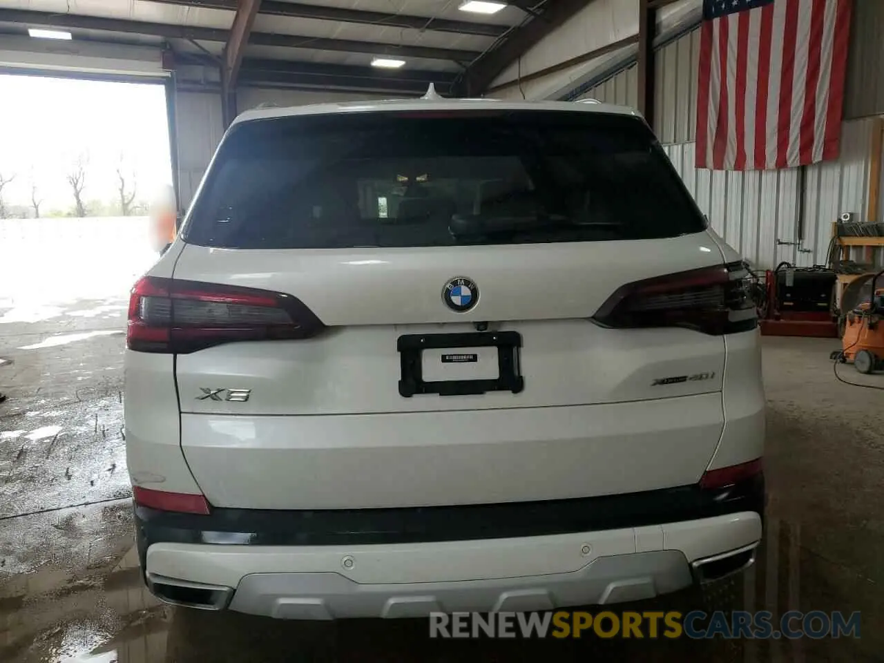 6 Photograph of a damaged car 5UXCR6C08M9F47053 BMW X5 2021