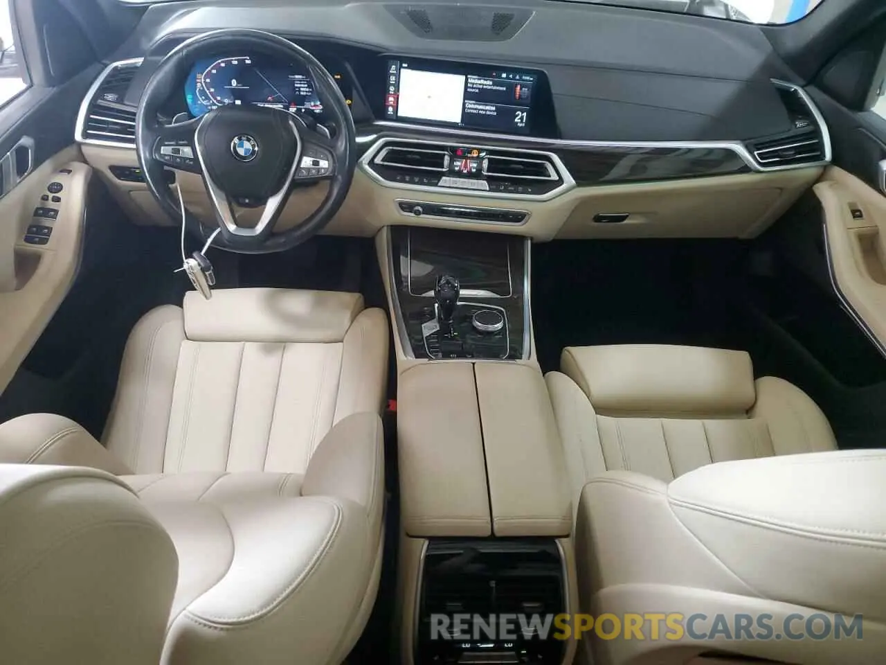 8 Photograph of a damaged car 5UXCR6C08M9F47053 BMW X5 2021