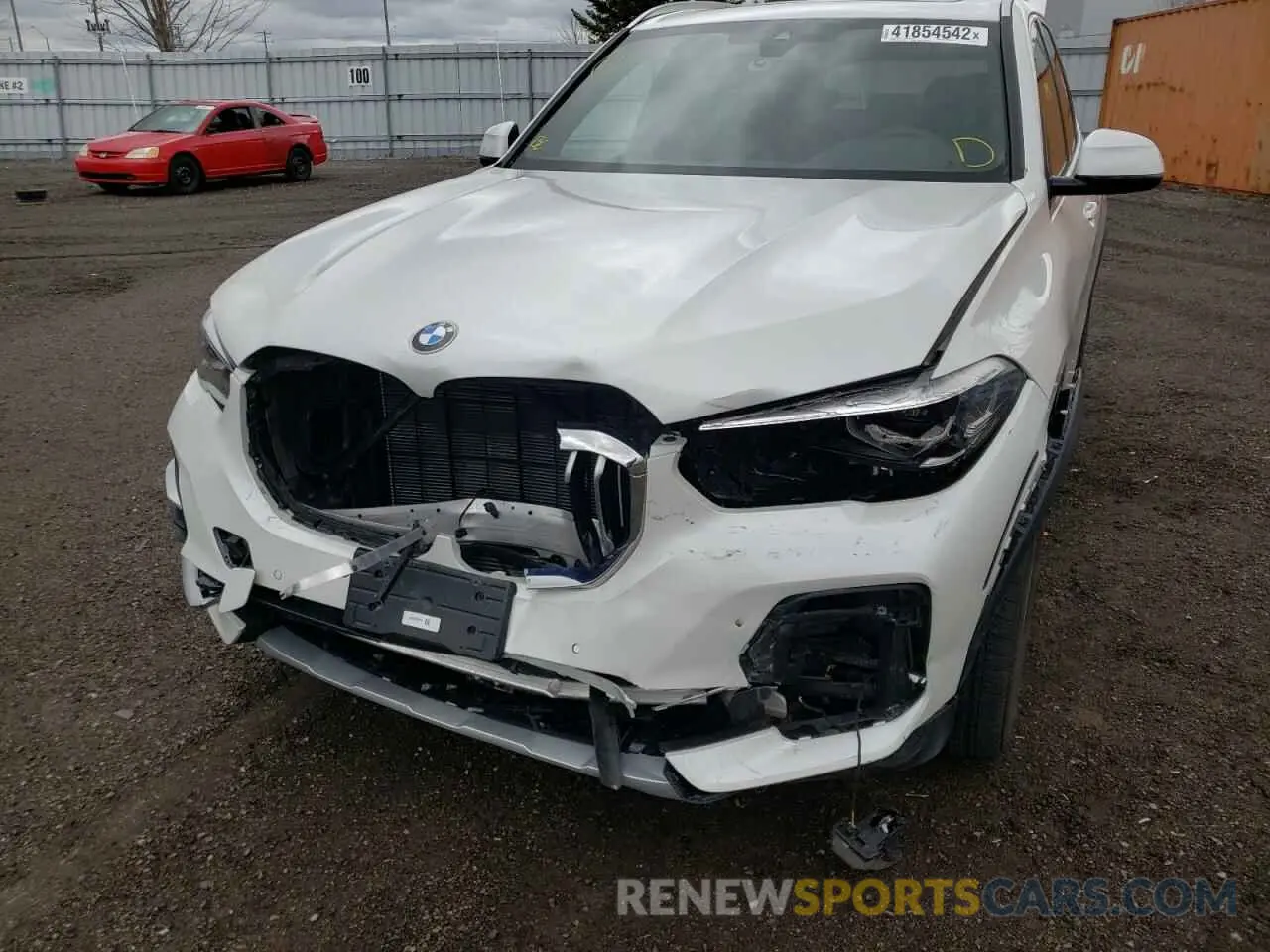 9 Photograph of a damaged car 5UXCR6C09M9F49586 BMW X5 2021