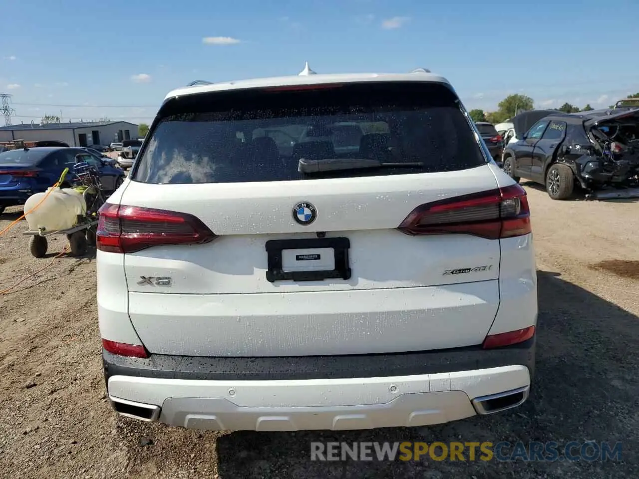 6 Photograph of a damaged car 5UXCR6C09M9F71460 BMW X5 2021