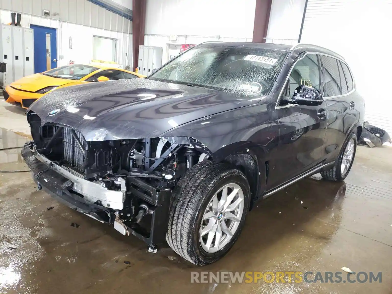 2 Photograph of a damaged car 5UXCR6C09M9F77825 BMW X5 2021