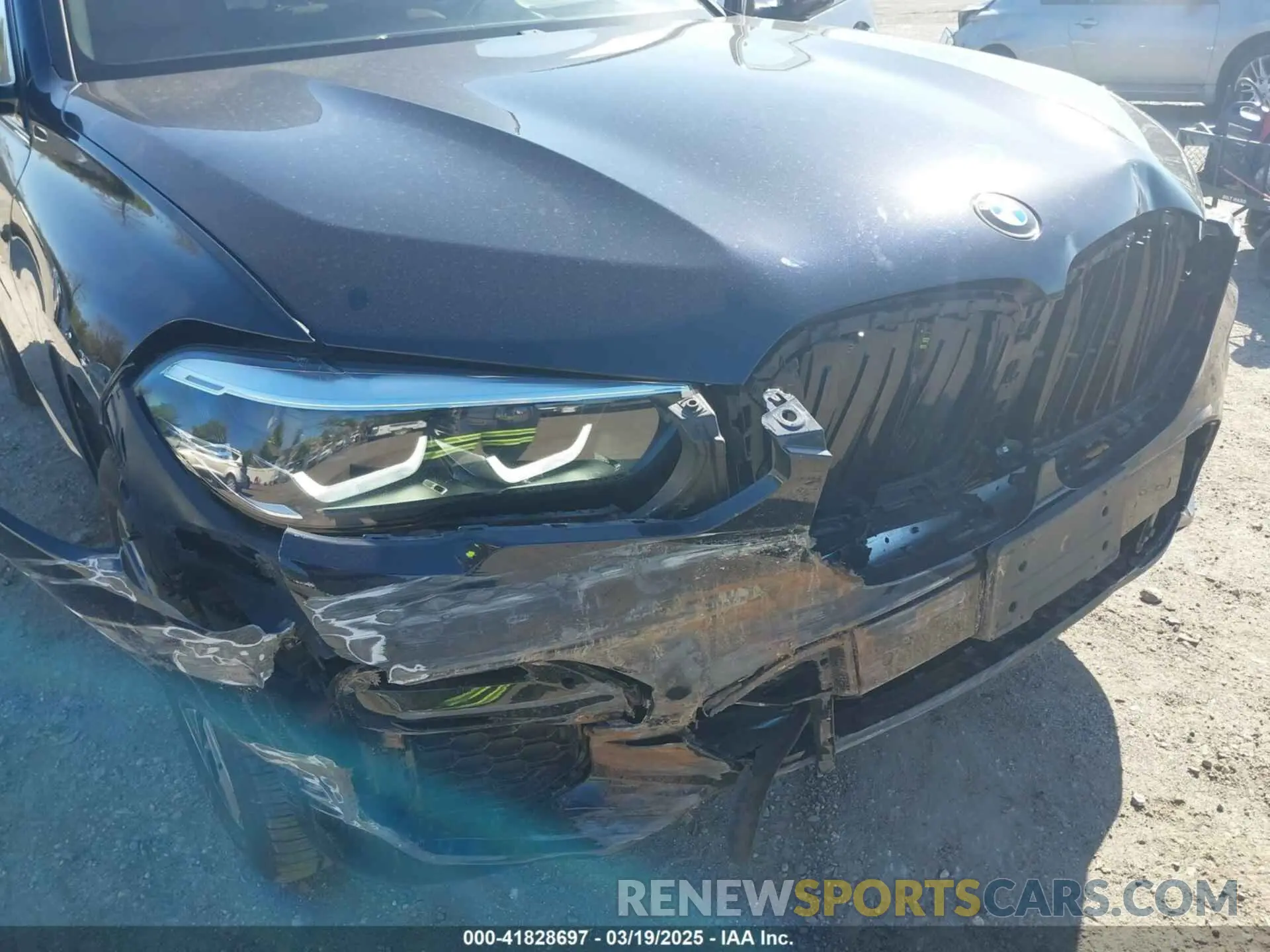 6 Photograph of a damaged car 5UXCR6C09M9F83785 BMW X5 2021