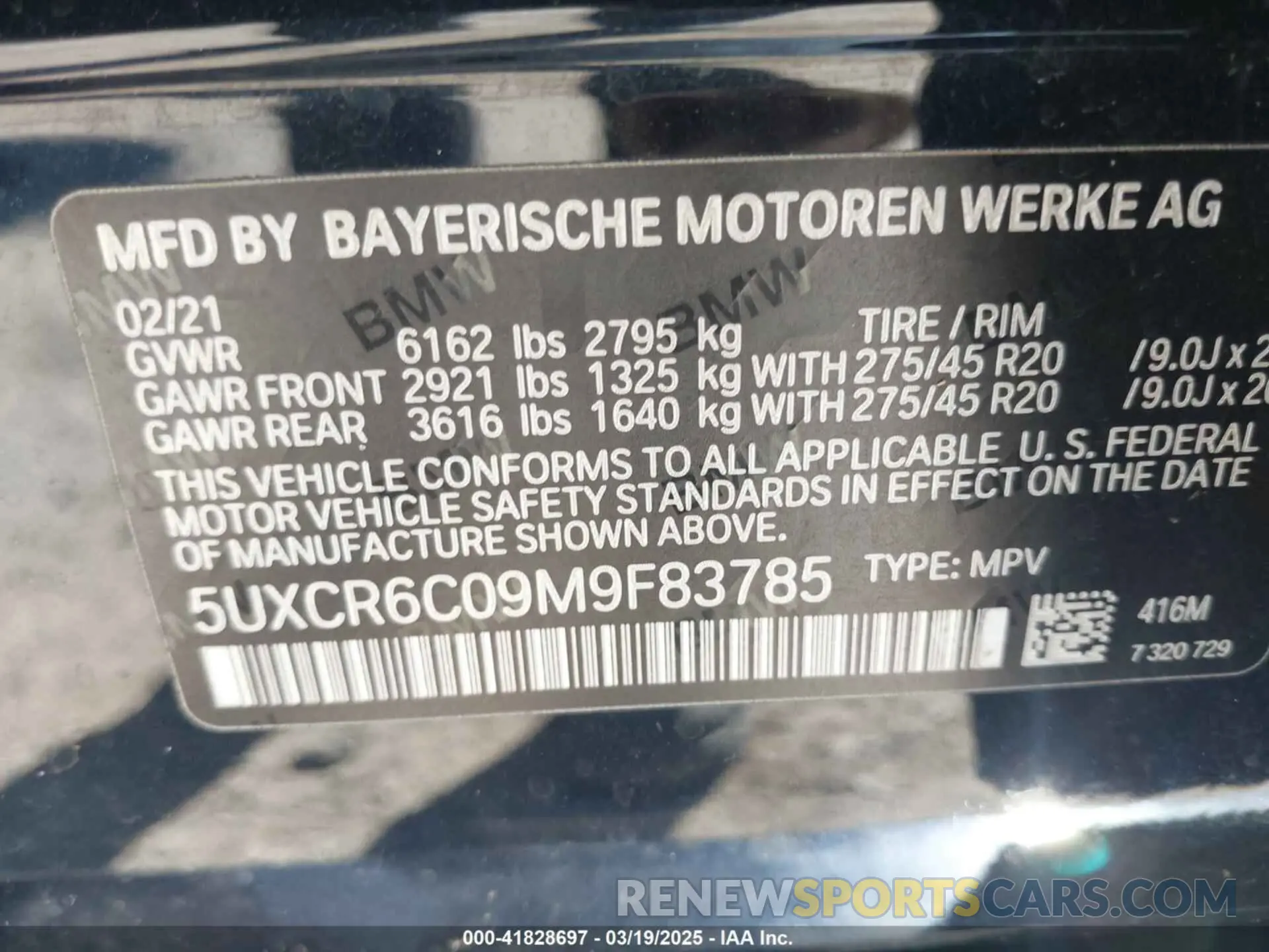 9 Photograph of a damaged car 5UXCR6C09M9F83785 BMW X5 2021