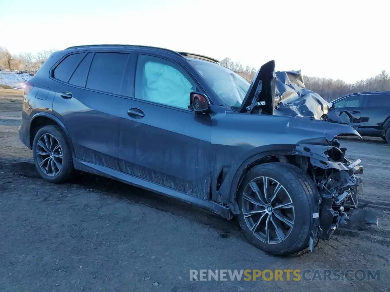 4 Photograph of a damaged car 5UXCR6C09M9H41736 BMW X5 2021