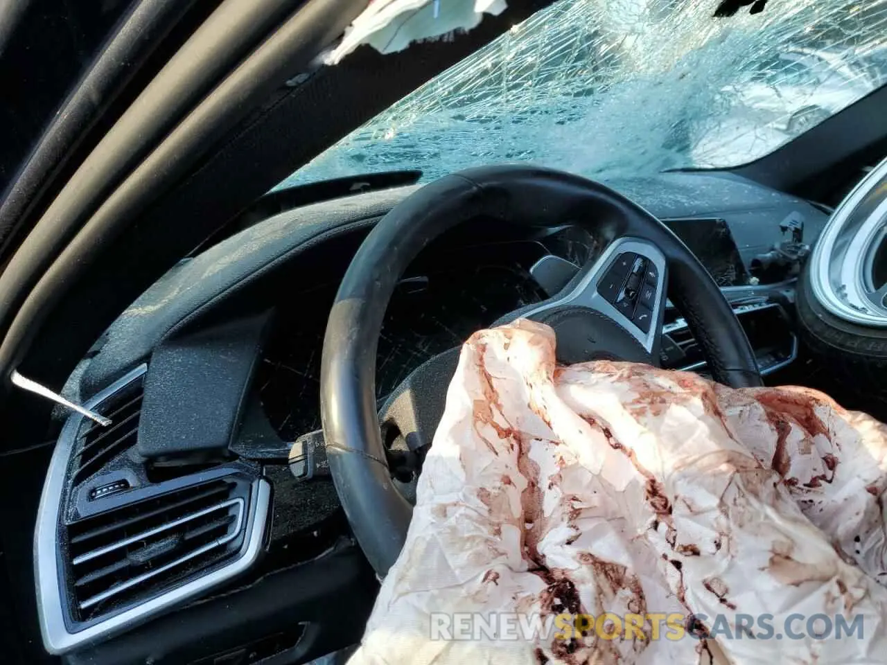 9 Photograph of a damaged car 5UXCR6C09M9H41736 BMW X5 2021