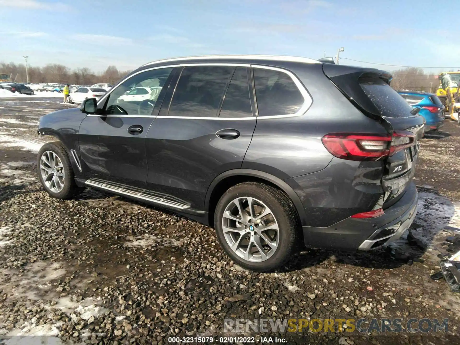 3 Photograph of a damaged car 5UXCR6C09M9H74154 BMW X5 2021