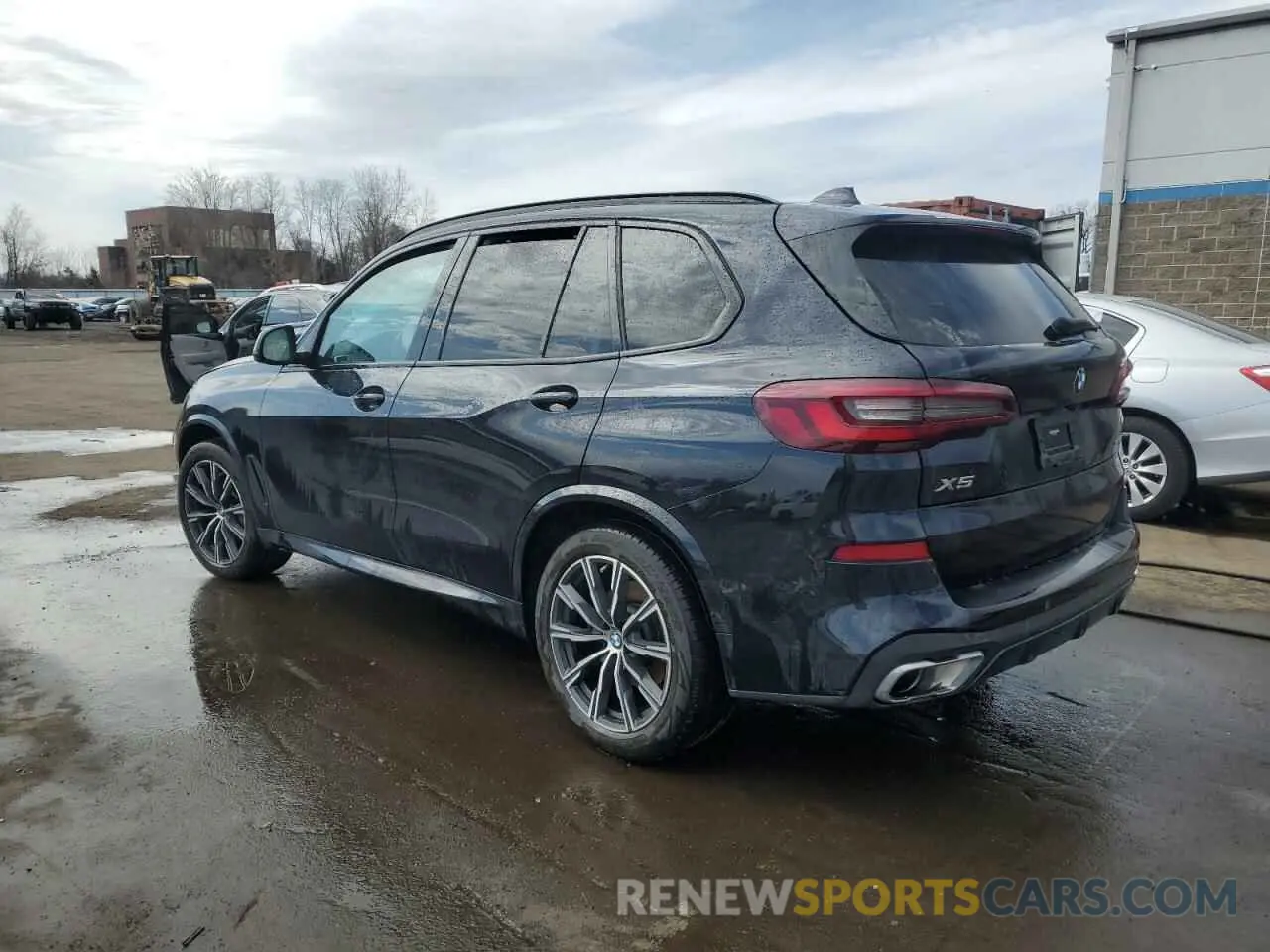2 Photograph of a damaged car 5UXCR6C0XM9E73179 BMW X5 2021